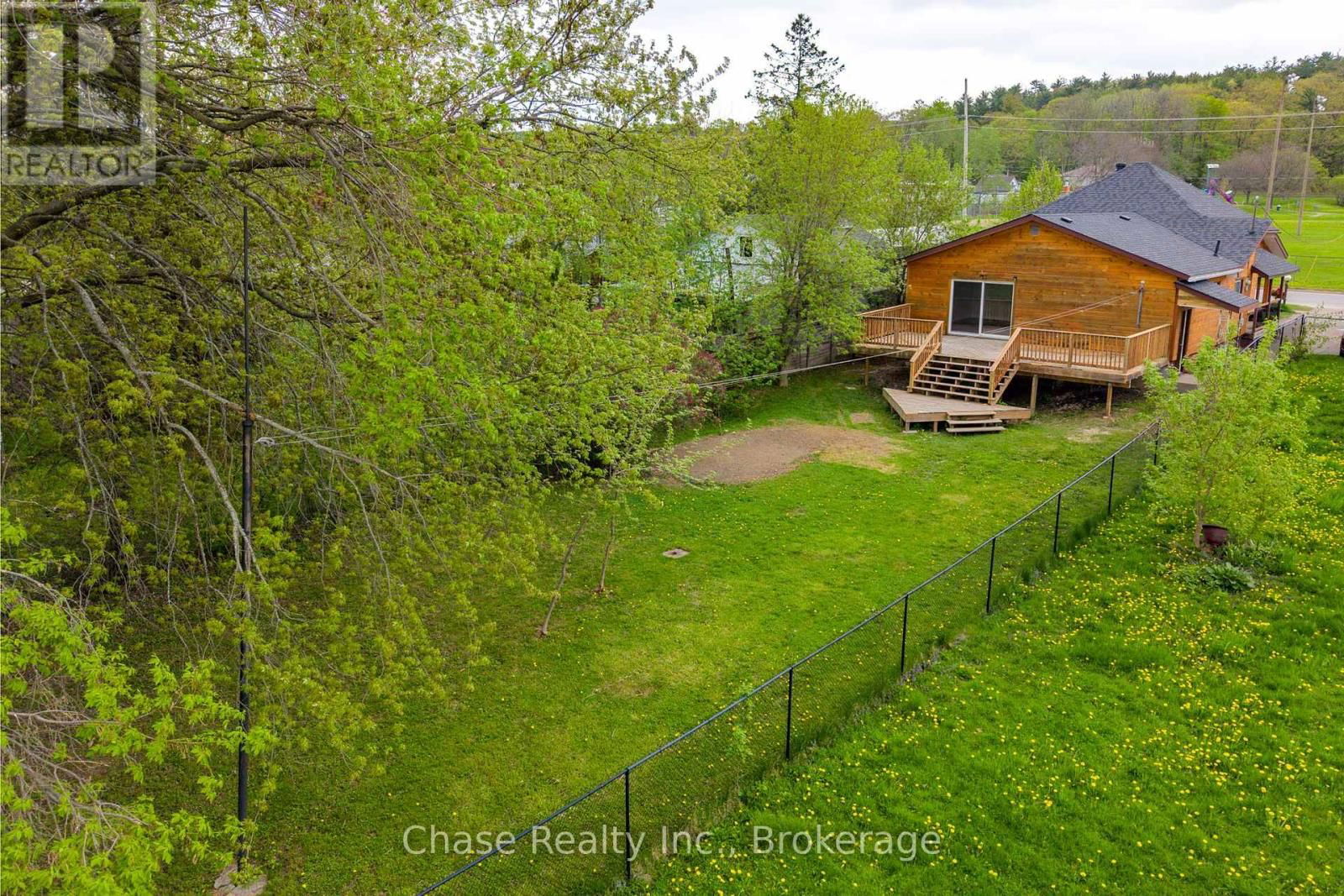 68 FOX STREET Image 46
