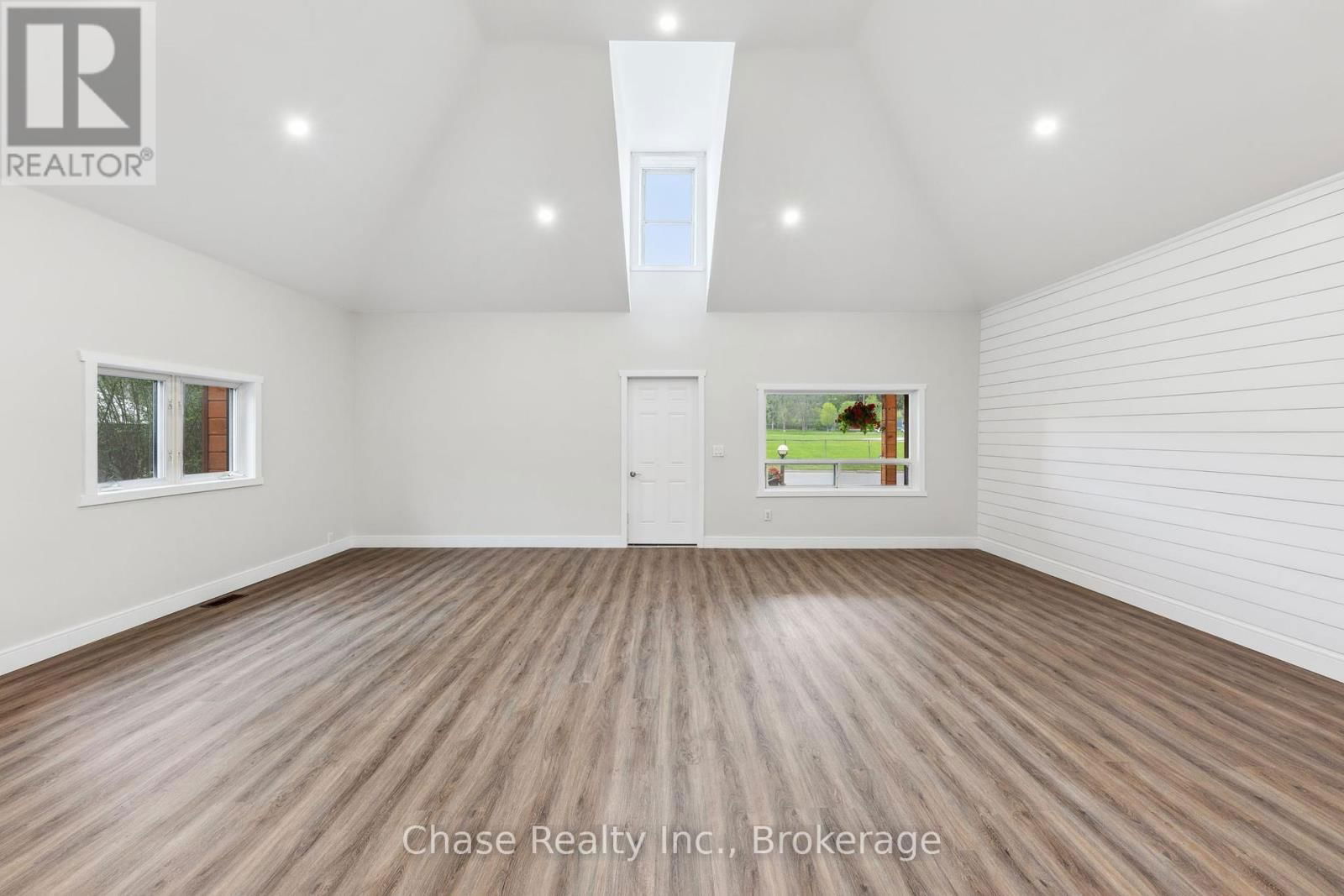 68 FOX STREET Image 6