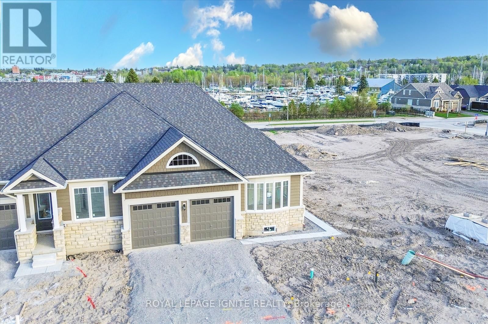 553 HUDSON CRESCENT Image 5