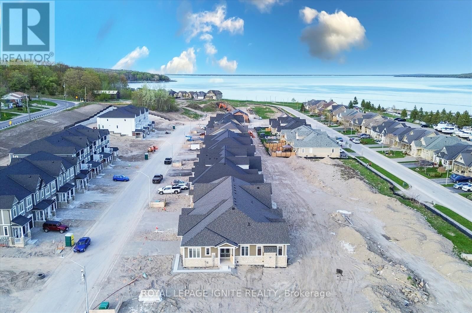 553 HUDSON CRESCENT Image 8