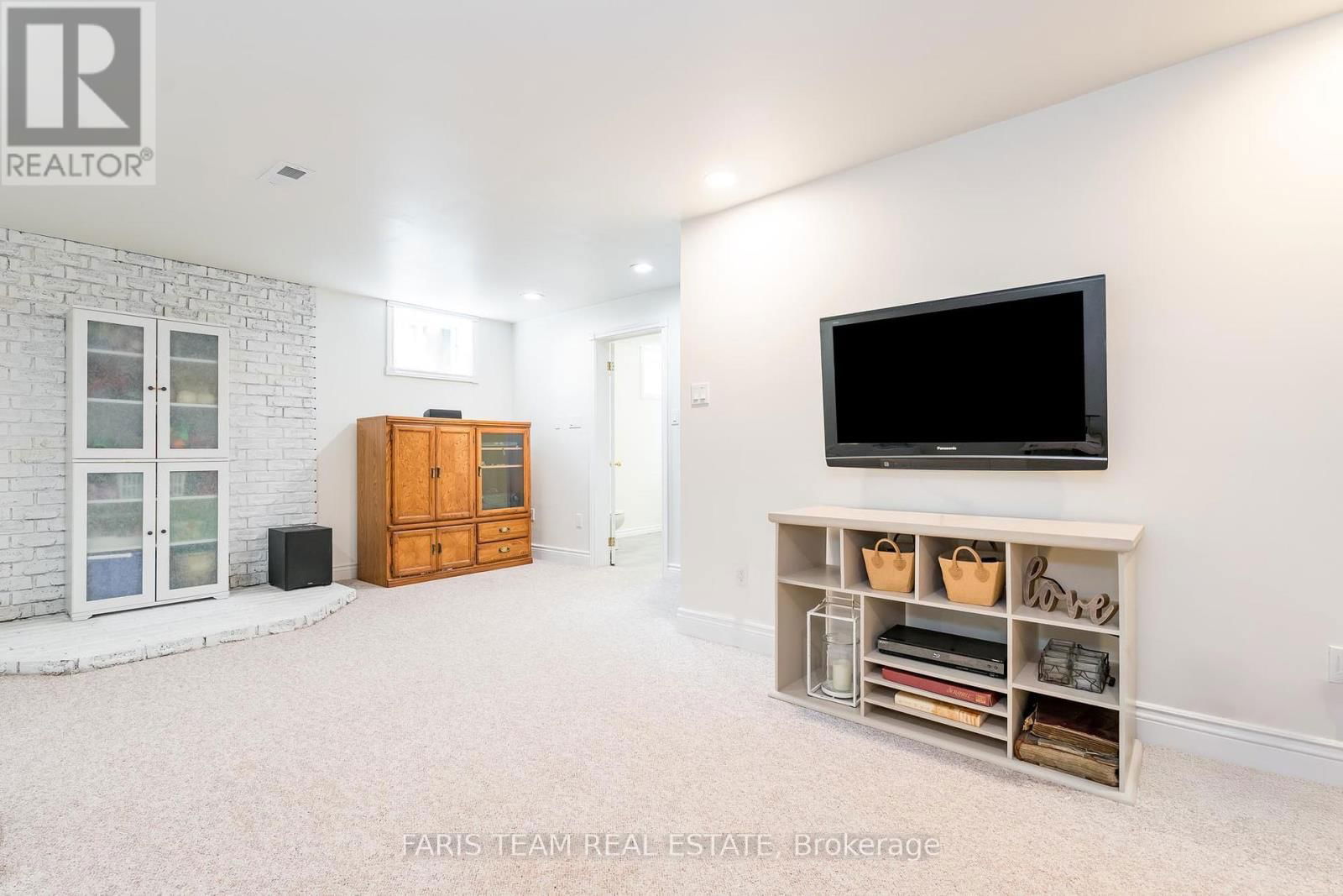 7 BAILEY CRESCENT Image 26
