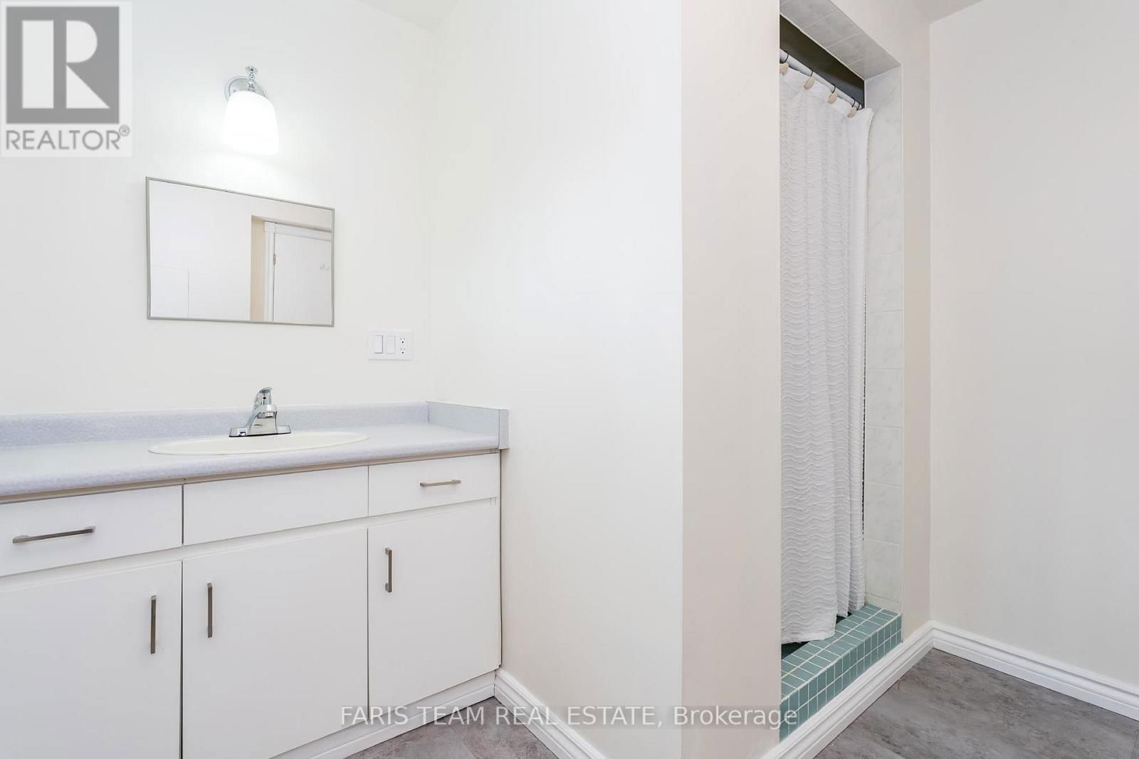 7 BAILEY CRESCENT Image 27