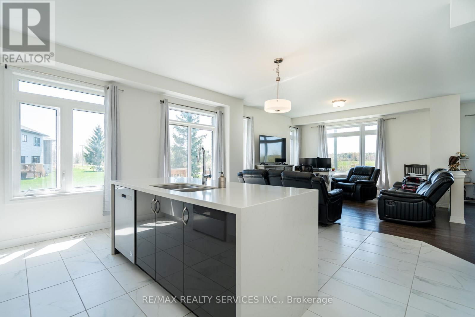 3700 QUAYSIDE DRIVE Image 23