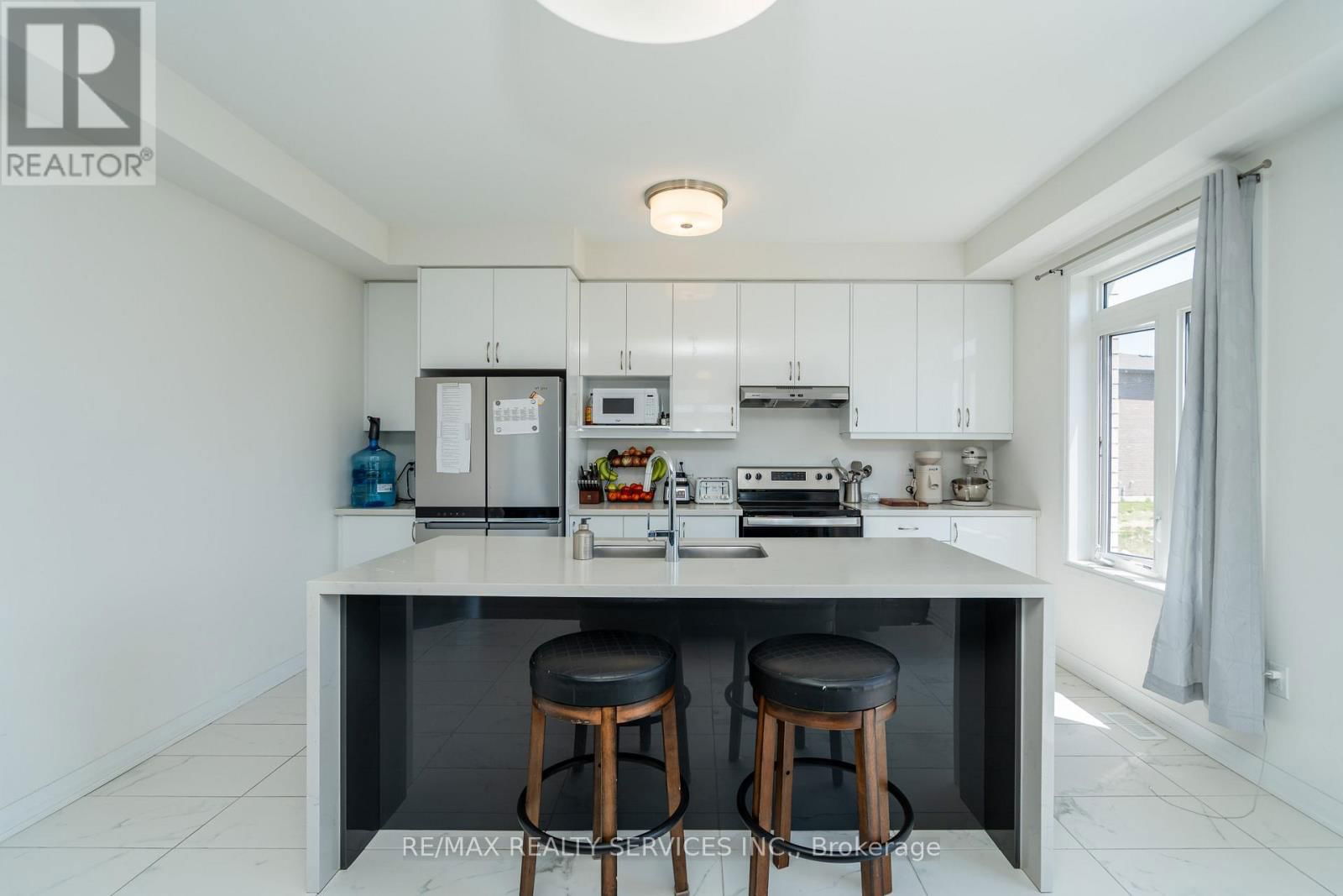 3700 QUAYSIDE DRIVE Image 26