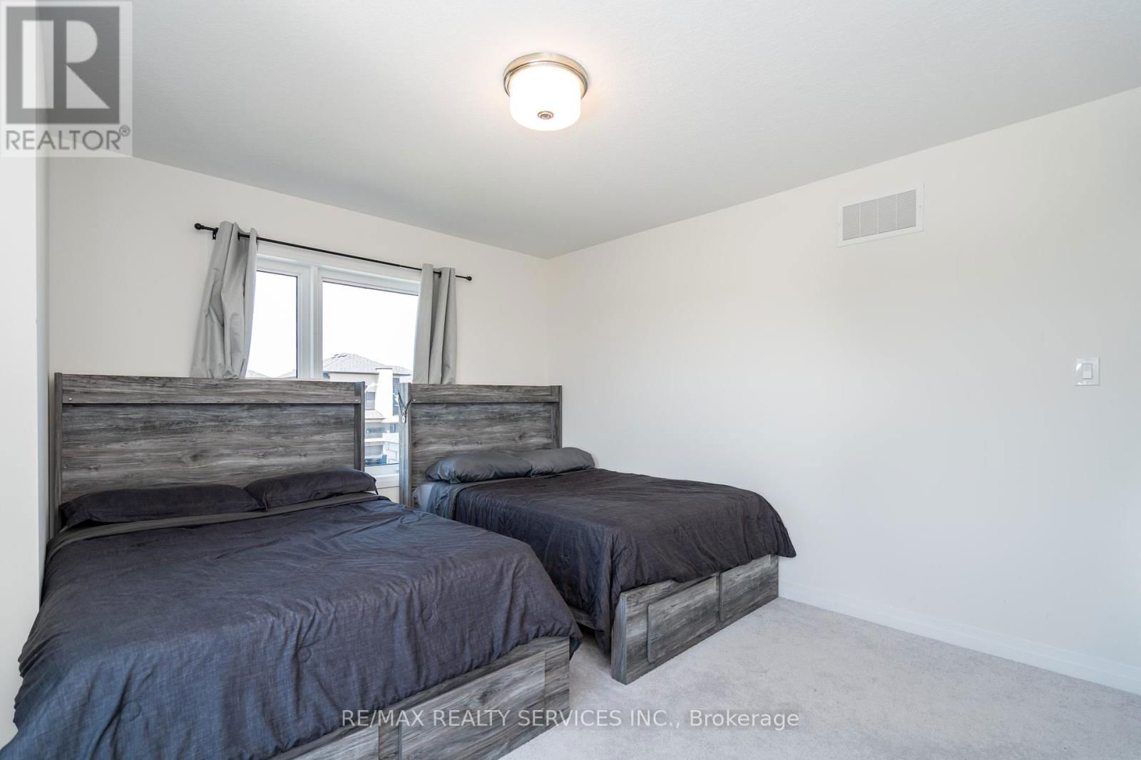 3700 QUAYSIDE DRIVE Image 36
