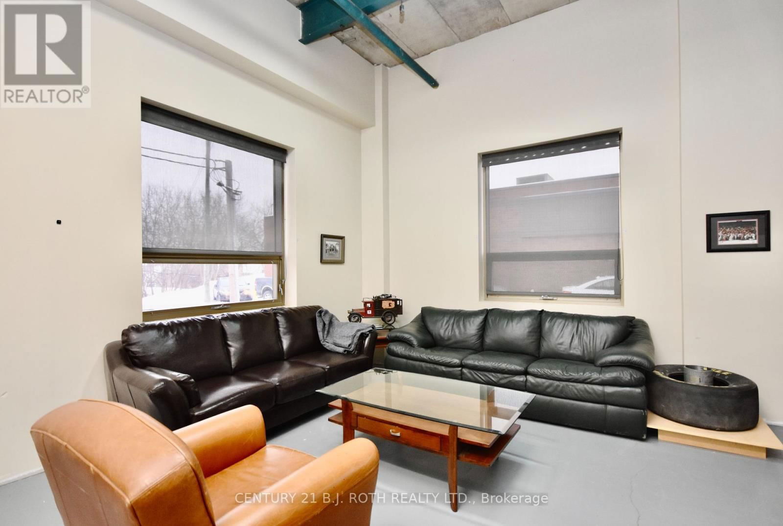 31 COLBORNE STREET EAST Image 15