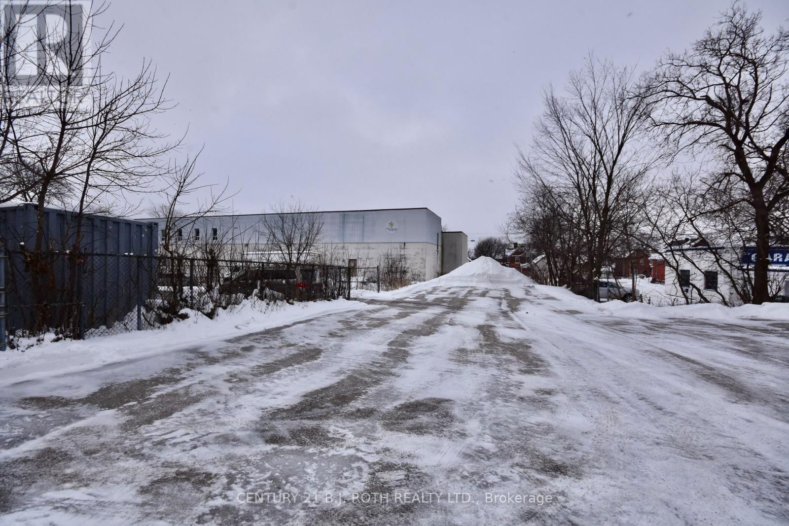 31 COLBORNE STREET EAST Image 36