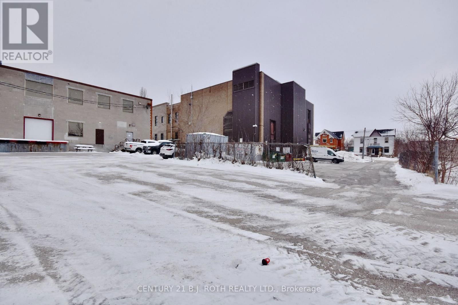 31 COLBORNE STREET EAST Image 38