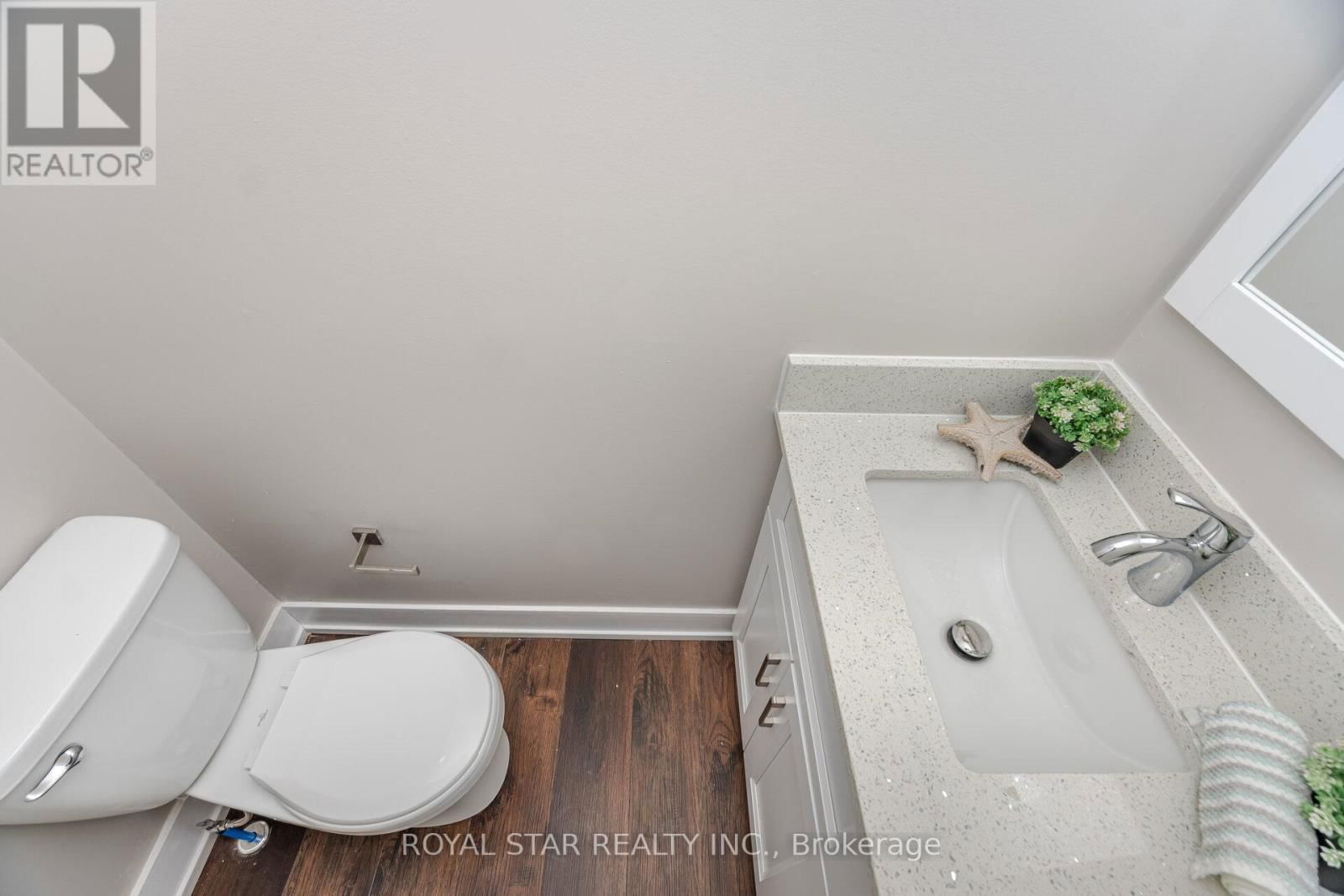 340 DUNSMORE LANE Image 16