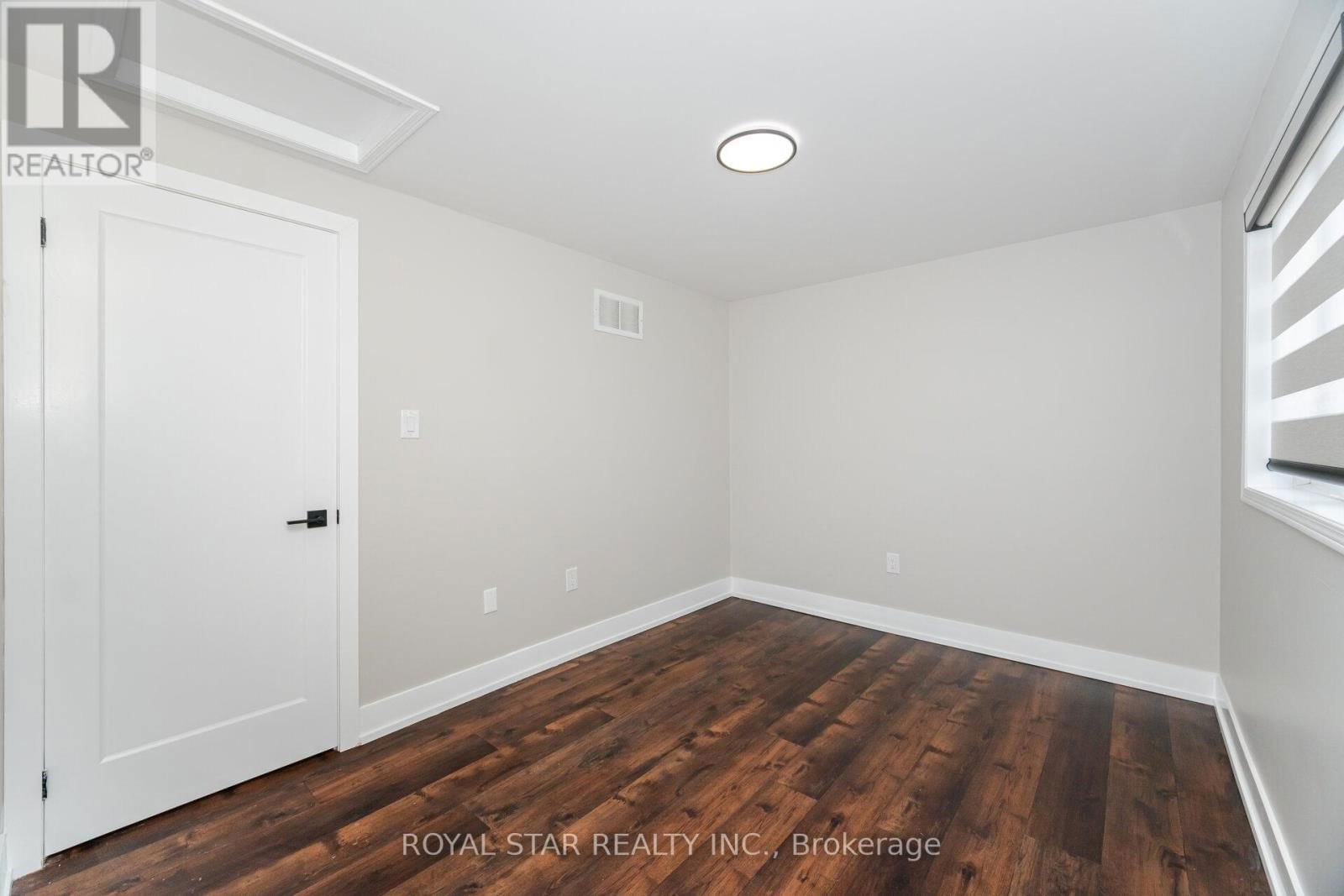 340 DUNSMORE LANE Image 24