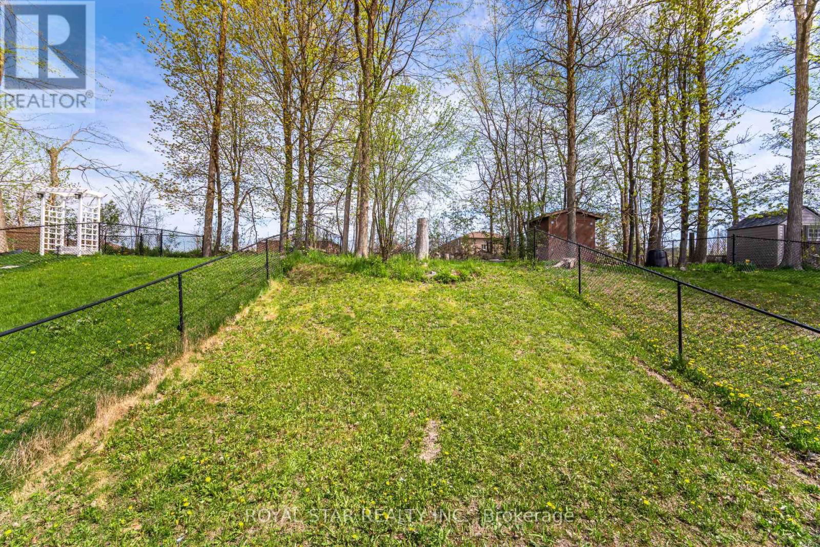 340 DUNSMORE LANE Image 34