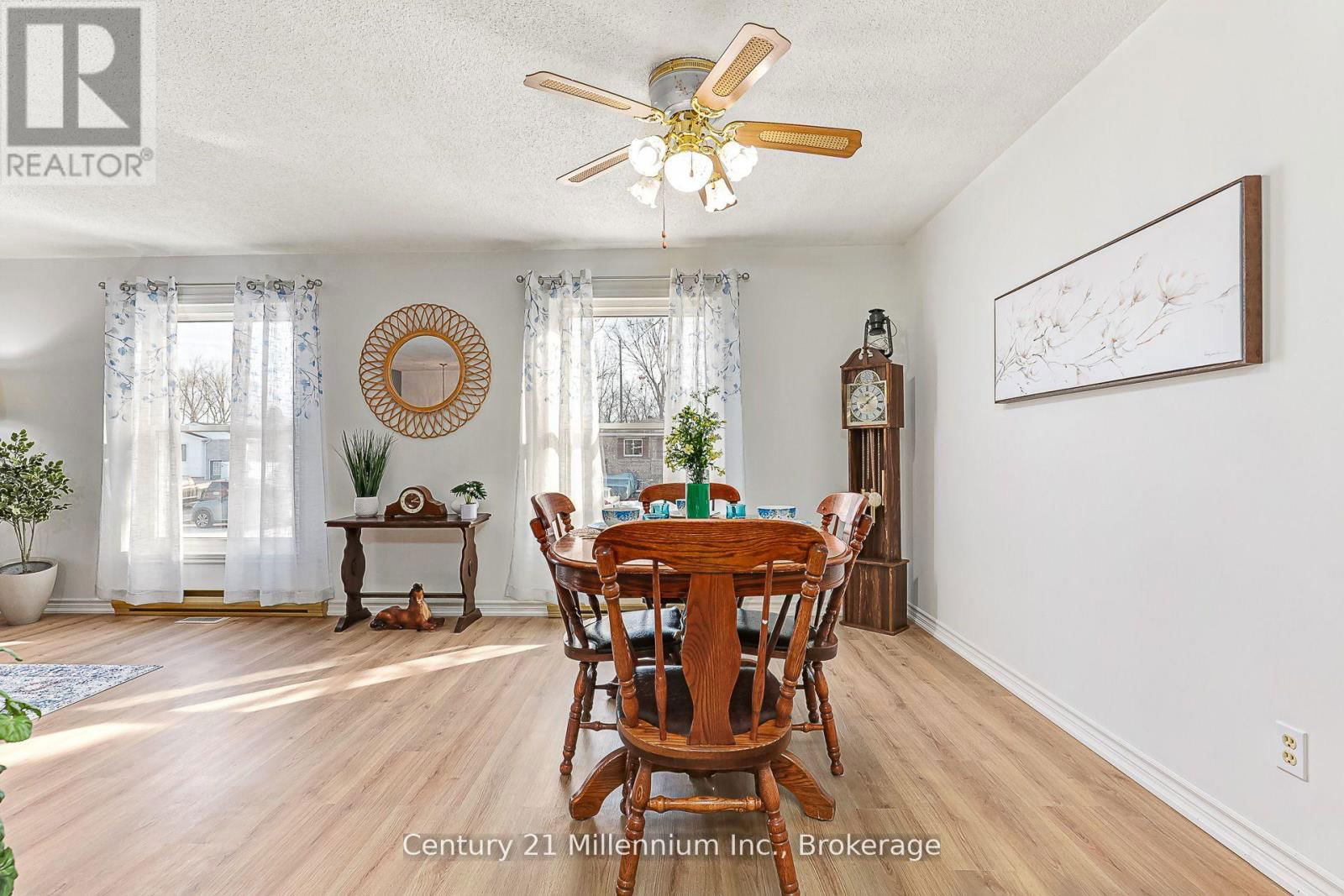64 TELFER ROAD Image 13