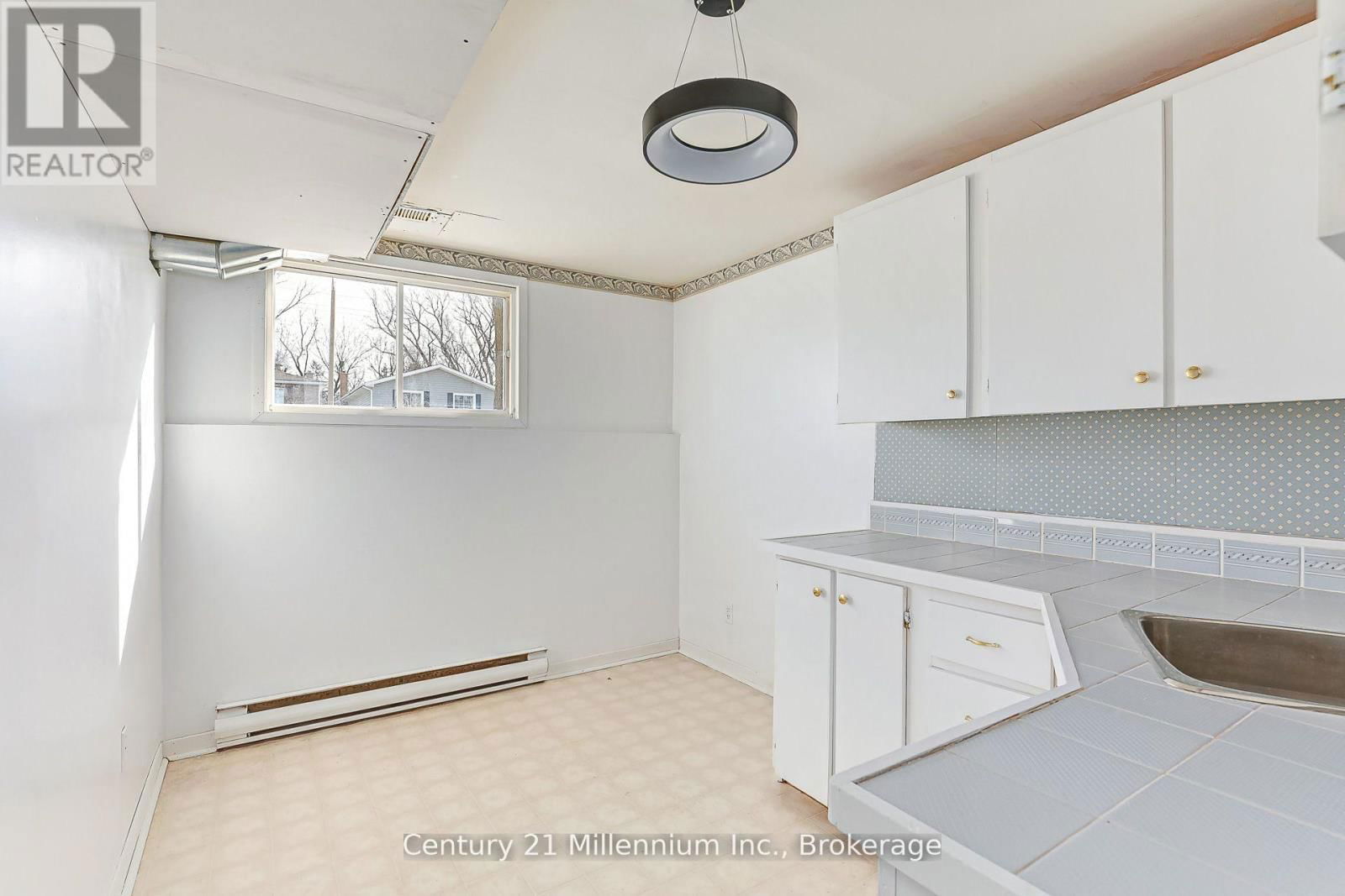 64 TELFER ROAD Image 30