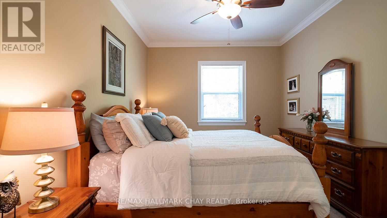 18 MAPLE COURT Image 16