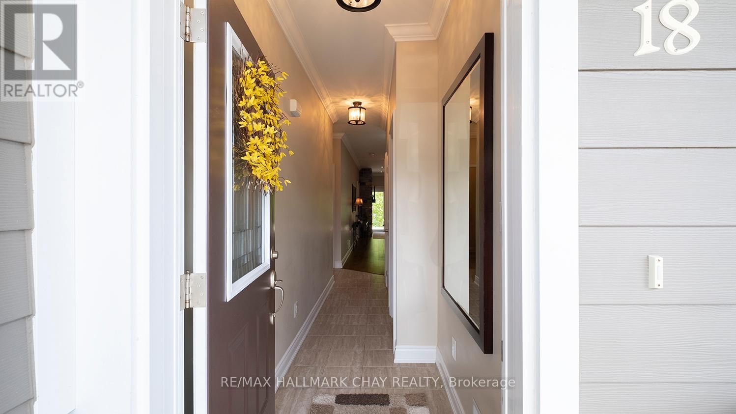 18 MAPLE COURT Image 2