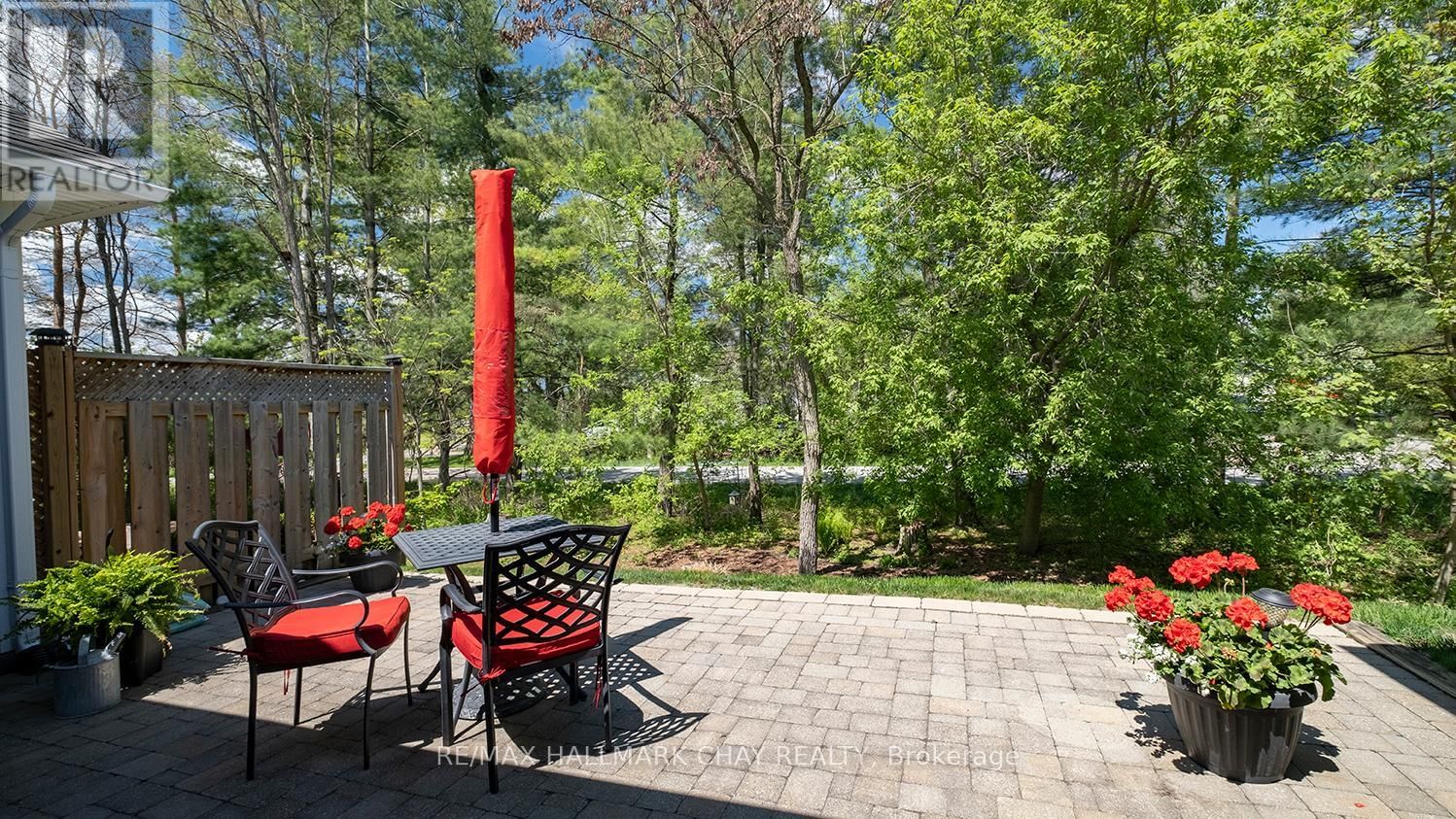 18 MAPLE COURT Image 27