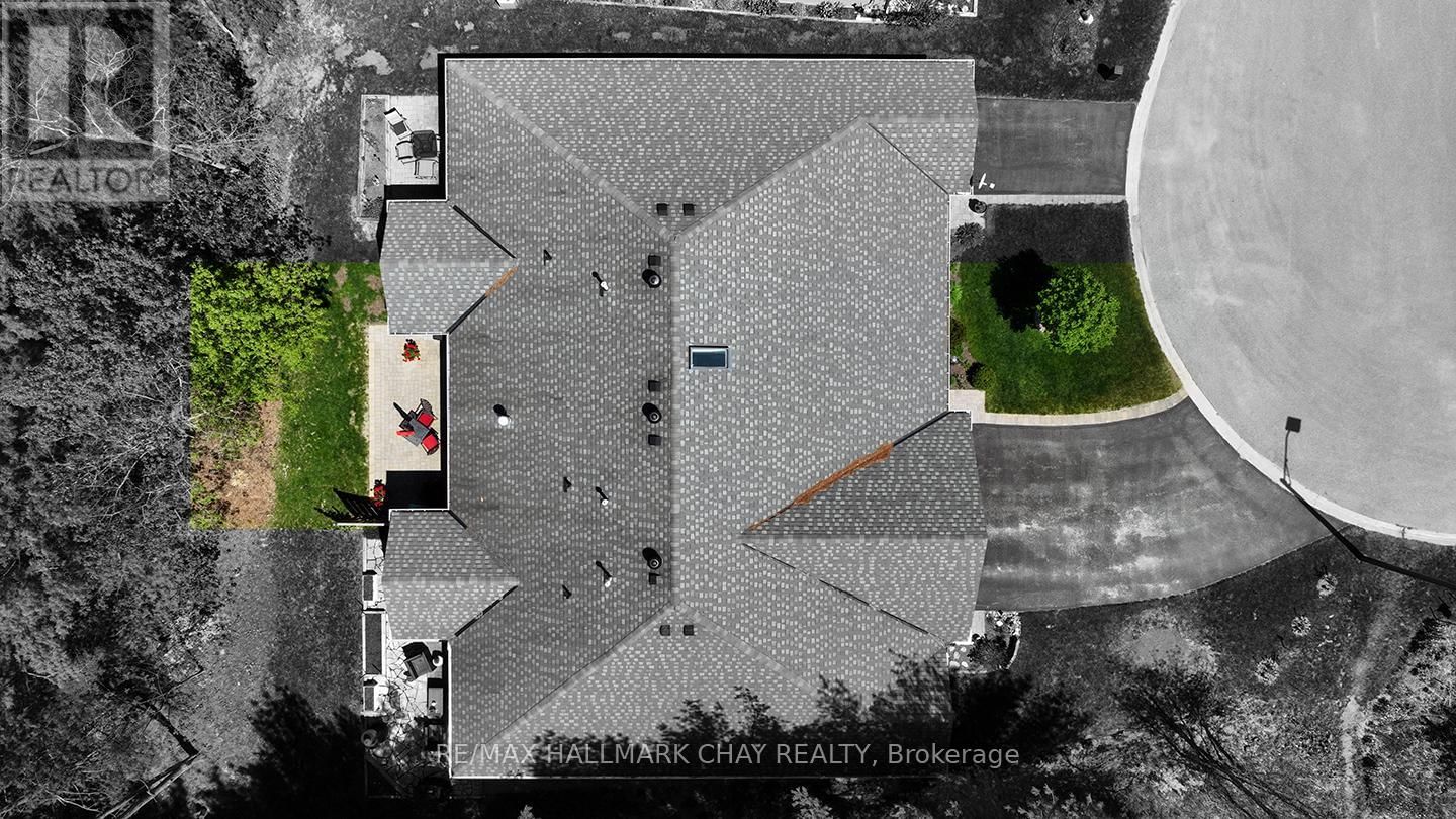 18 MAPLE COURT Image 34
