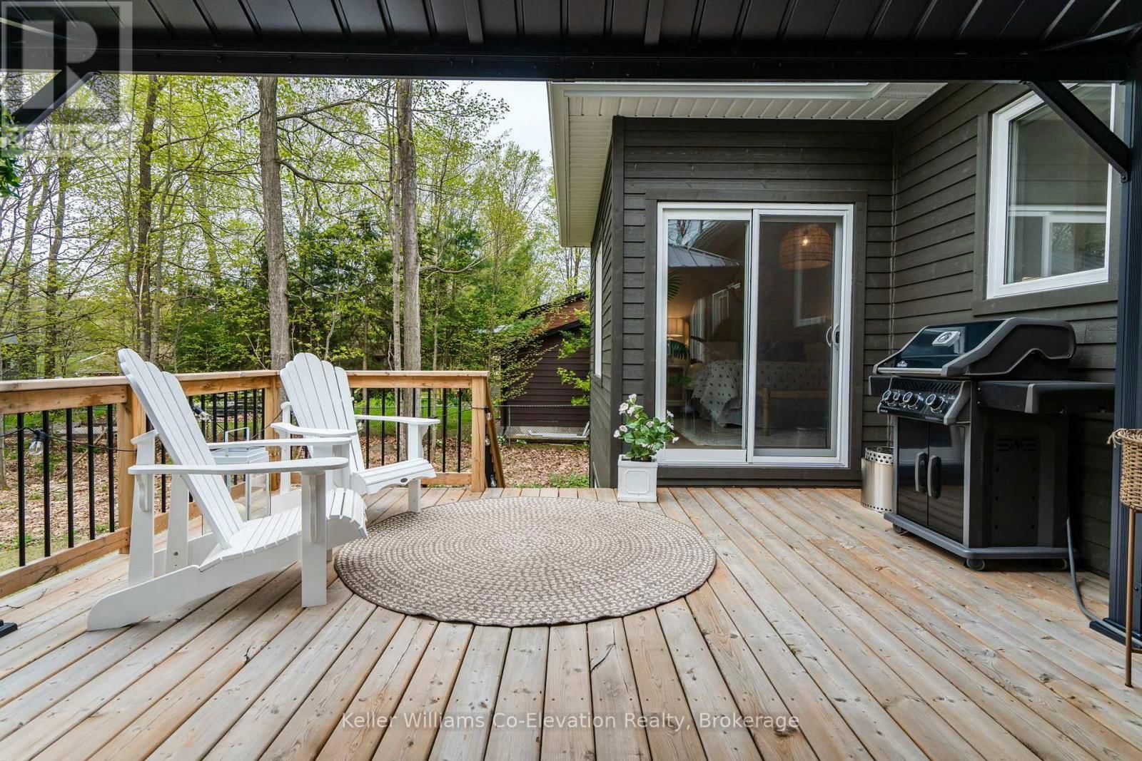 15 PINECONE AVENUE Image 36