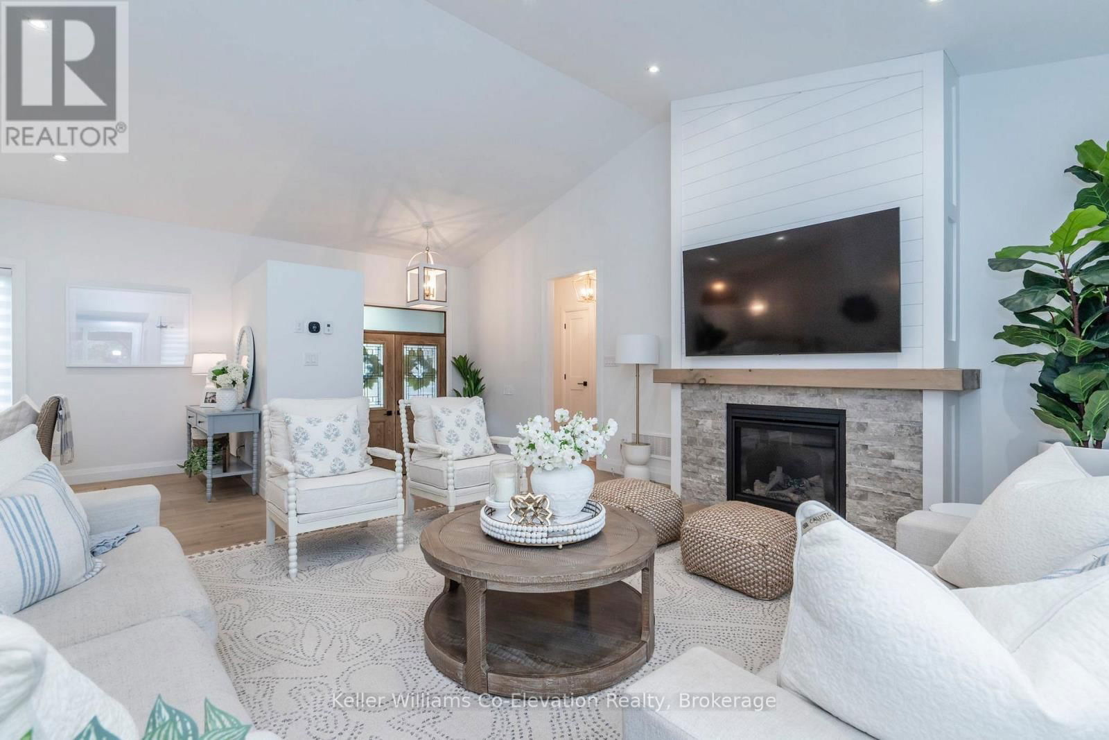 15 PINECONE AVENUE Image 8