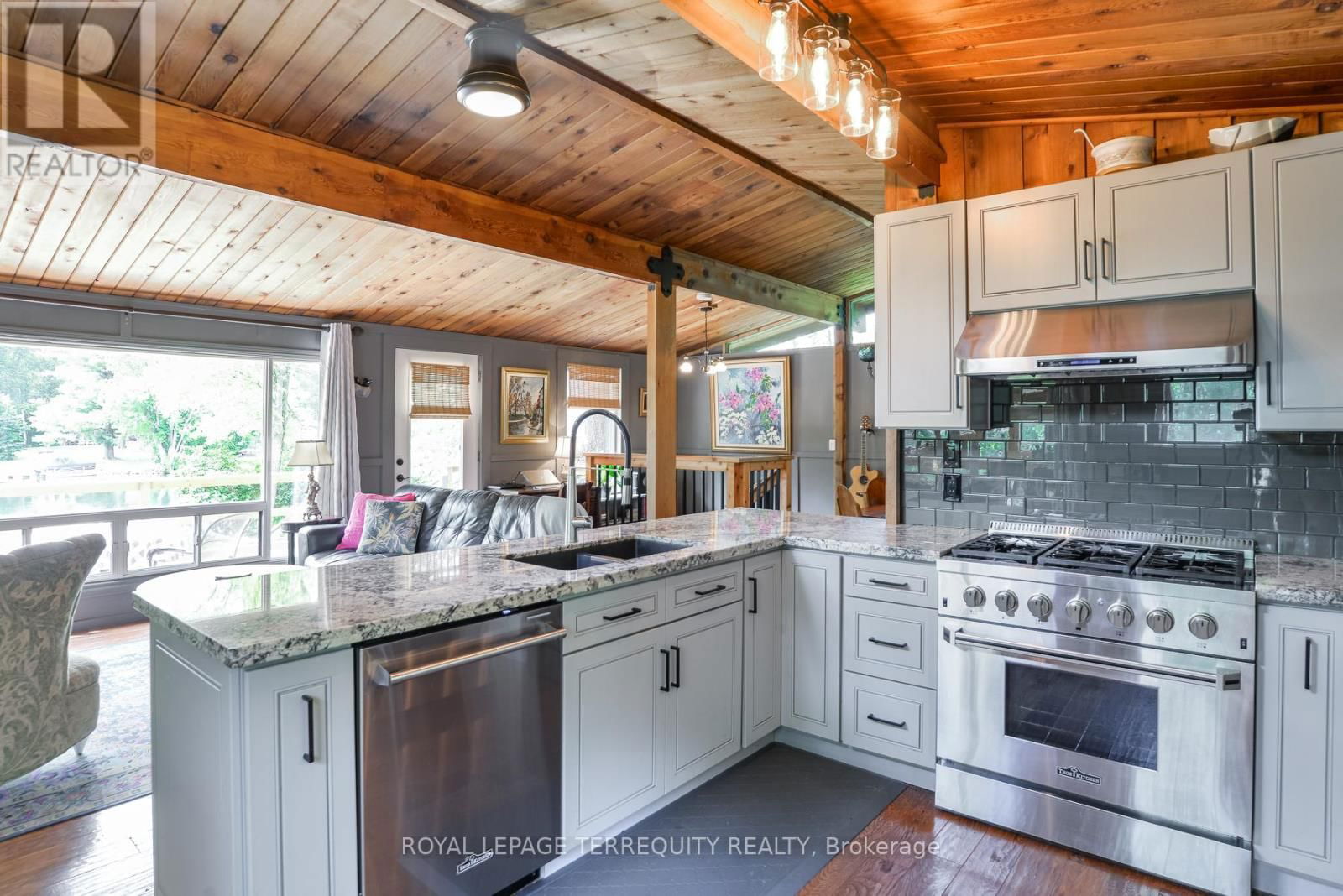 7862 BIRCH DRIVE Image 15