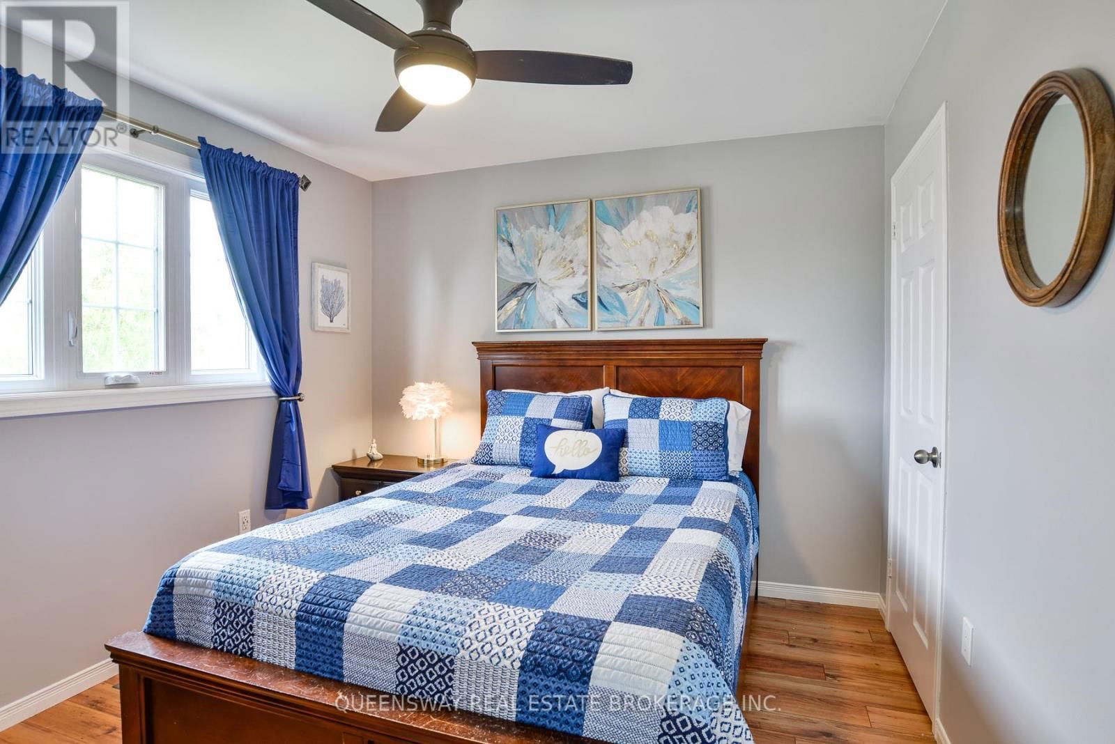 10 LEWIS DRIVE Image 21