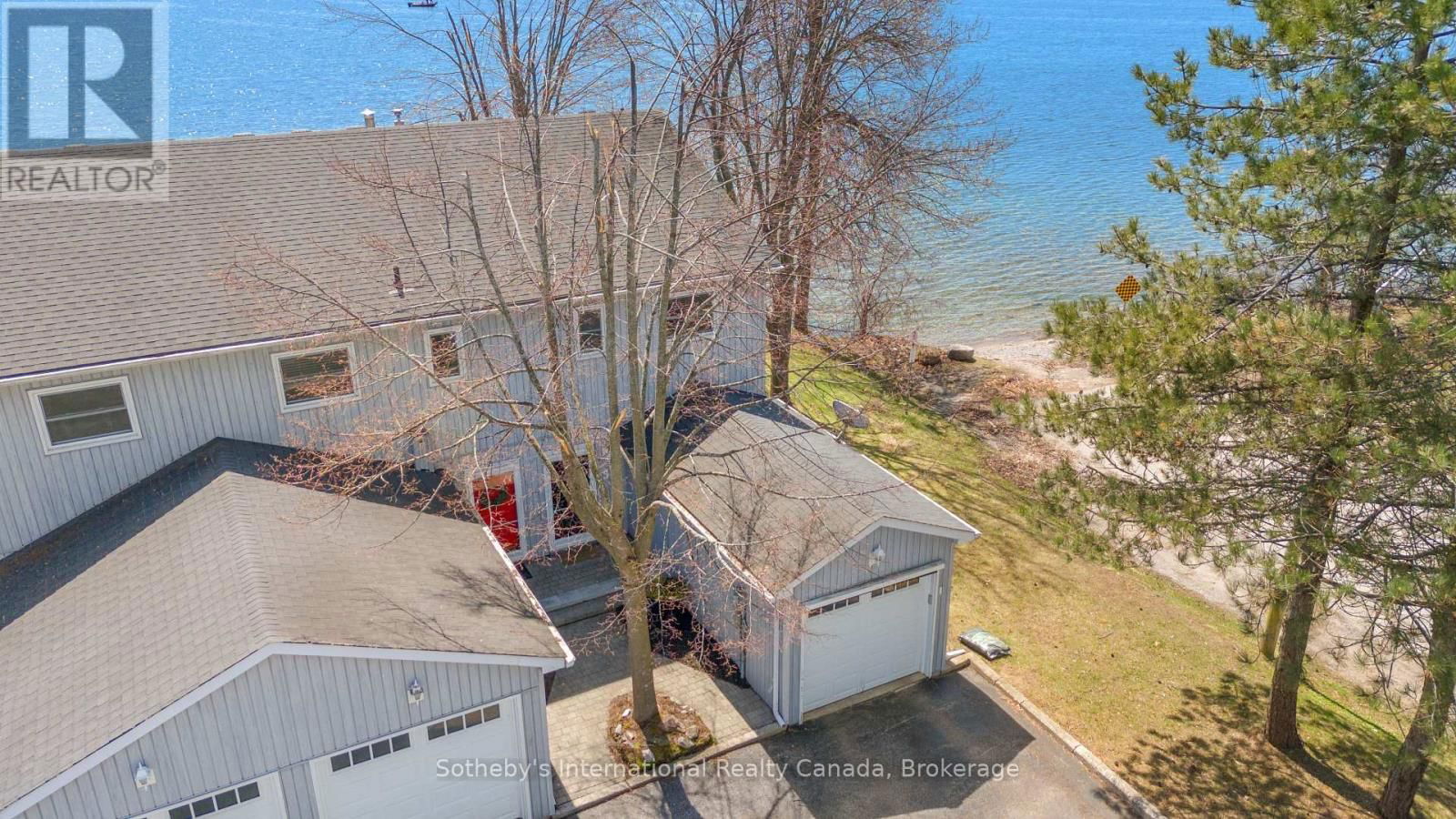 5 - 1 OLIVE CRESCENT Image 22