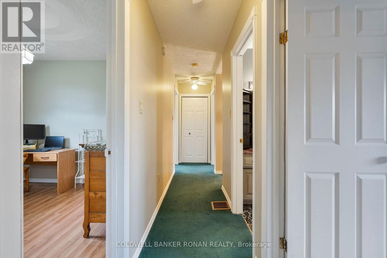 62 GEORGE STREET EAST Image 21