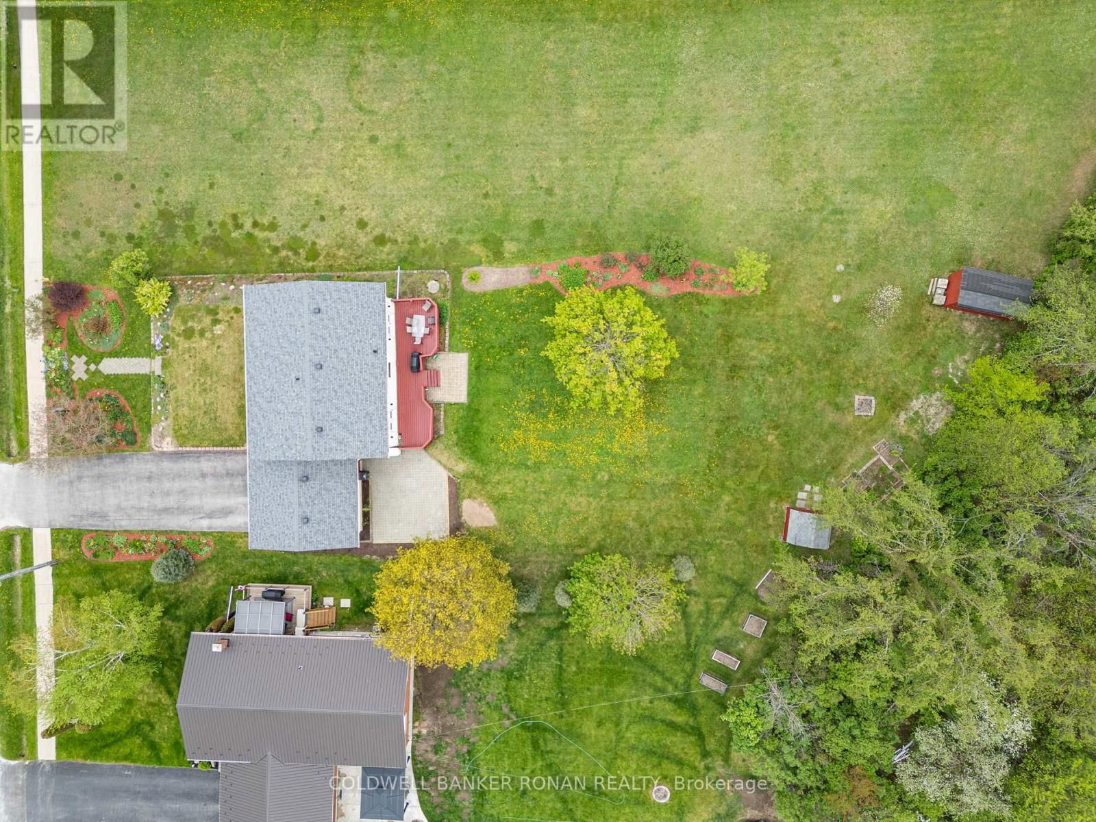 62 GEORGE STREET EAST Image 41