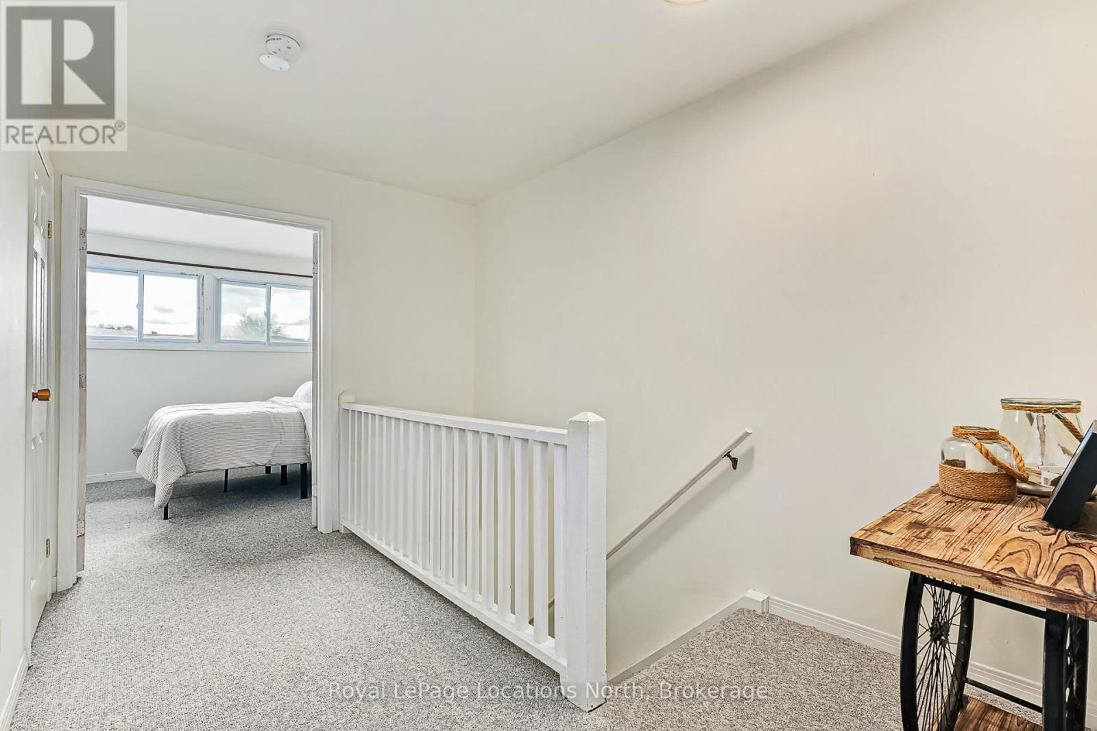 581 TENTH STREET Image 14