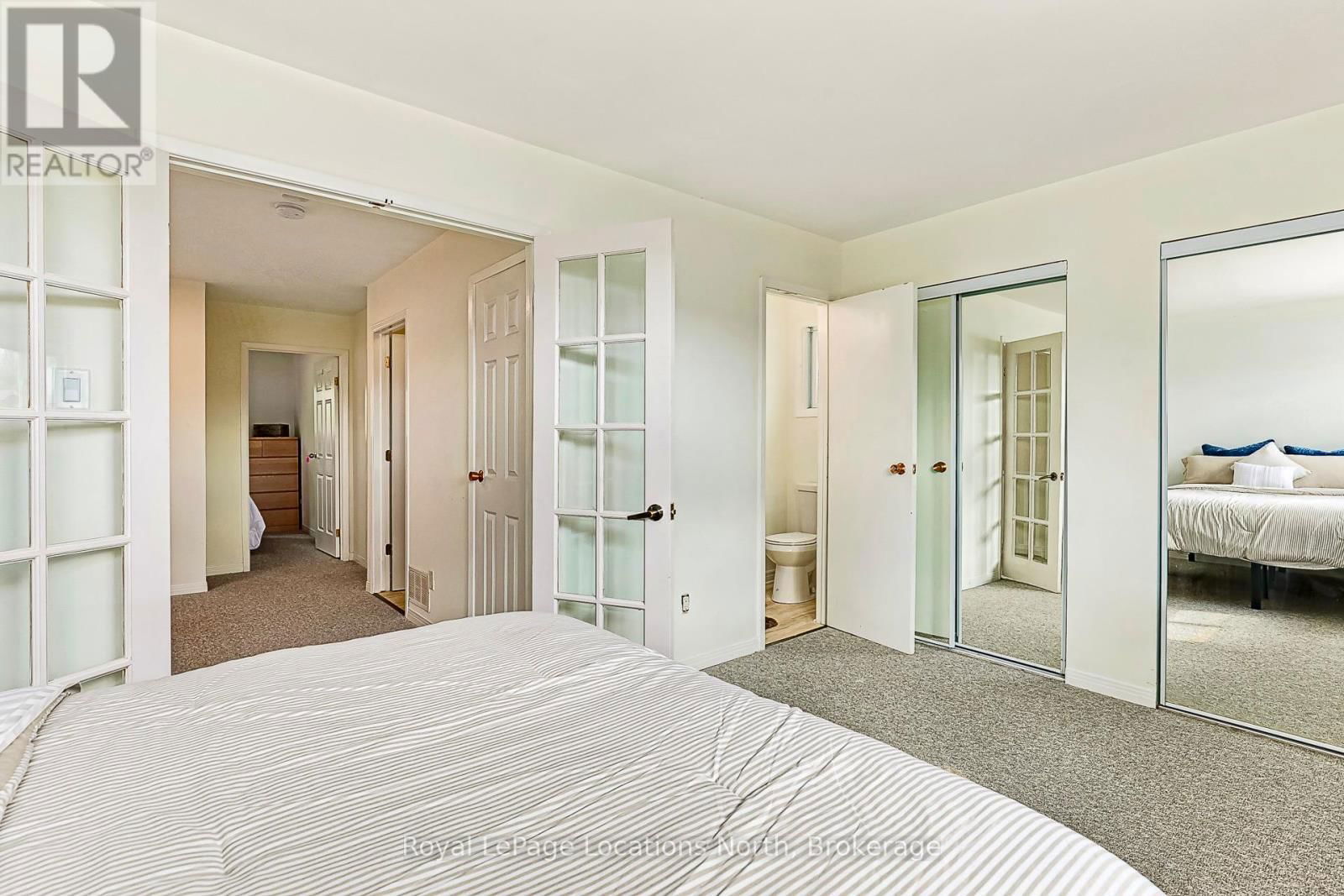 581 TENTH STREET Image 17