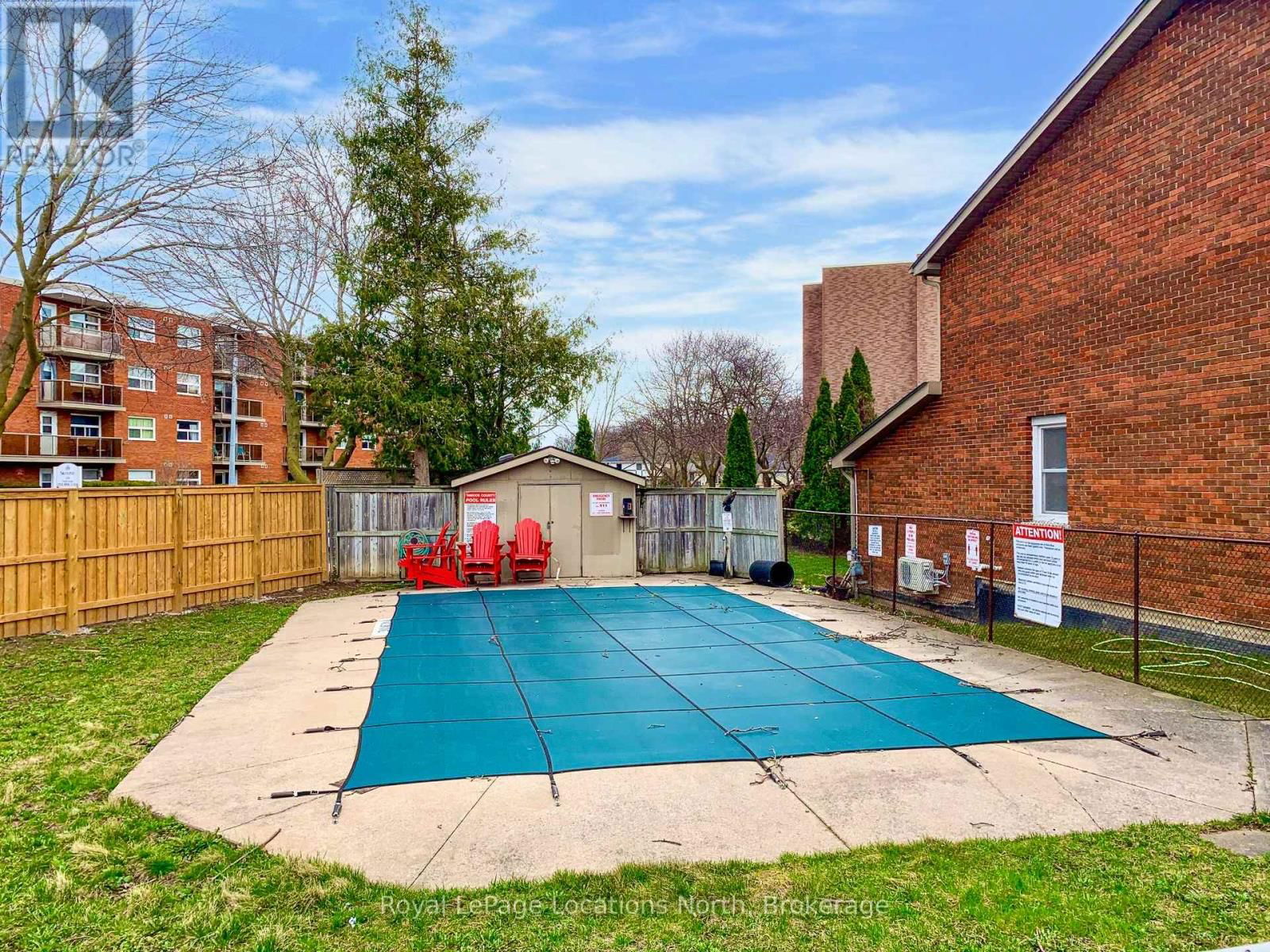 581 TENTH STREET Image 30