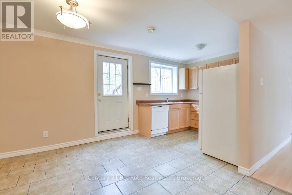 3416 HIGHVIEW AVENUE Image 27