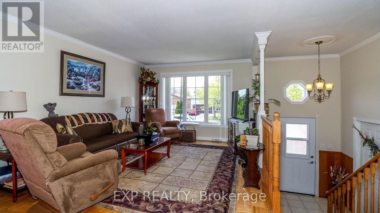 13 O'SHAUGHNESSY CRESCENT Image 14