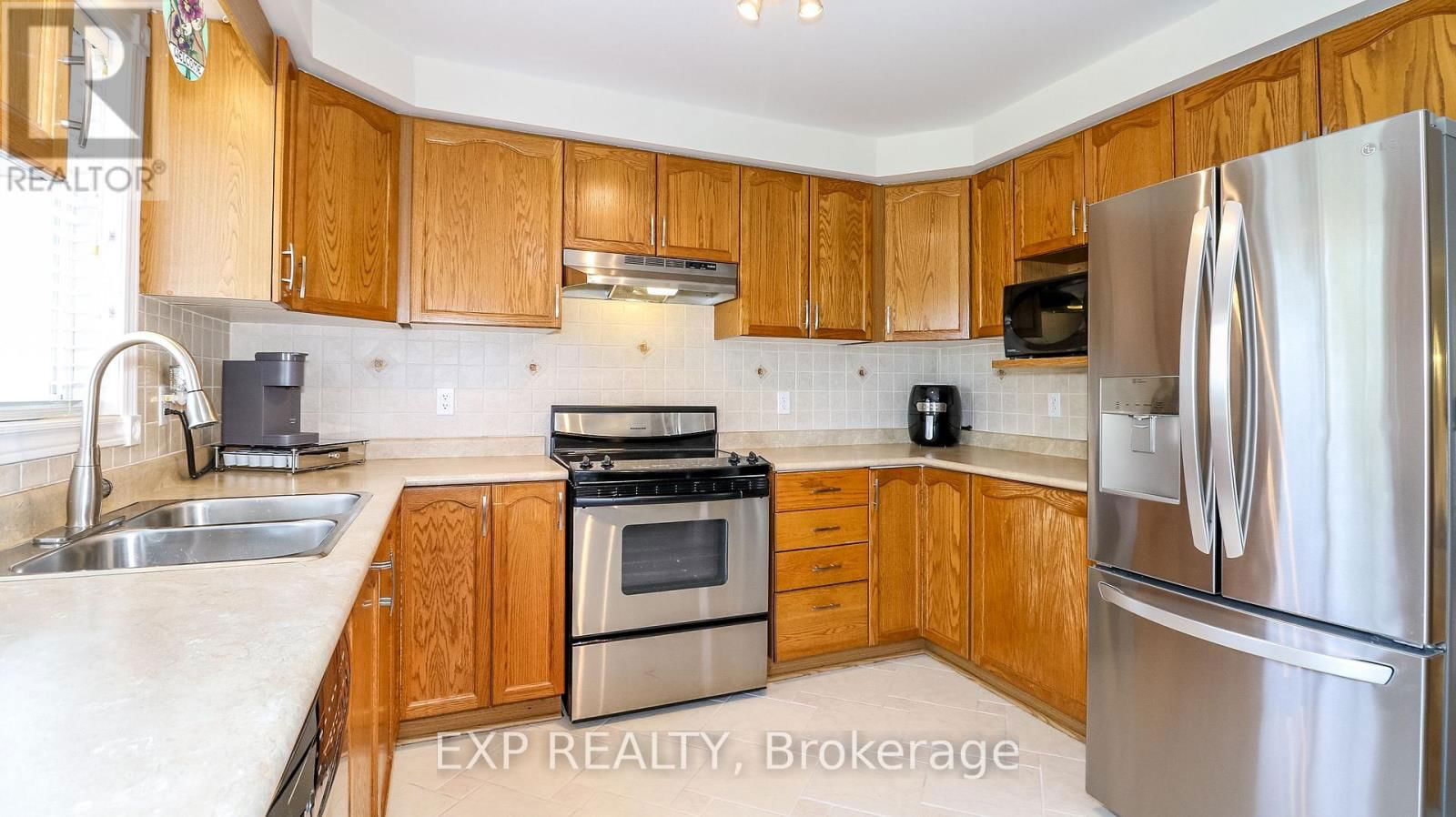 13 O'SHAUGHNESSY CRESCENT Image 19