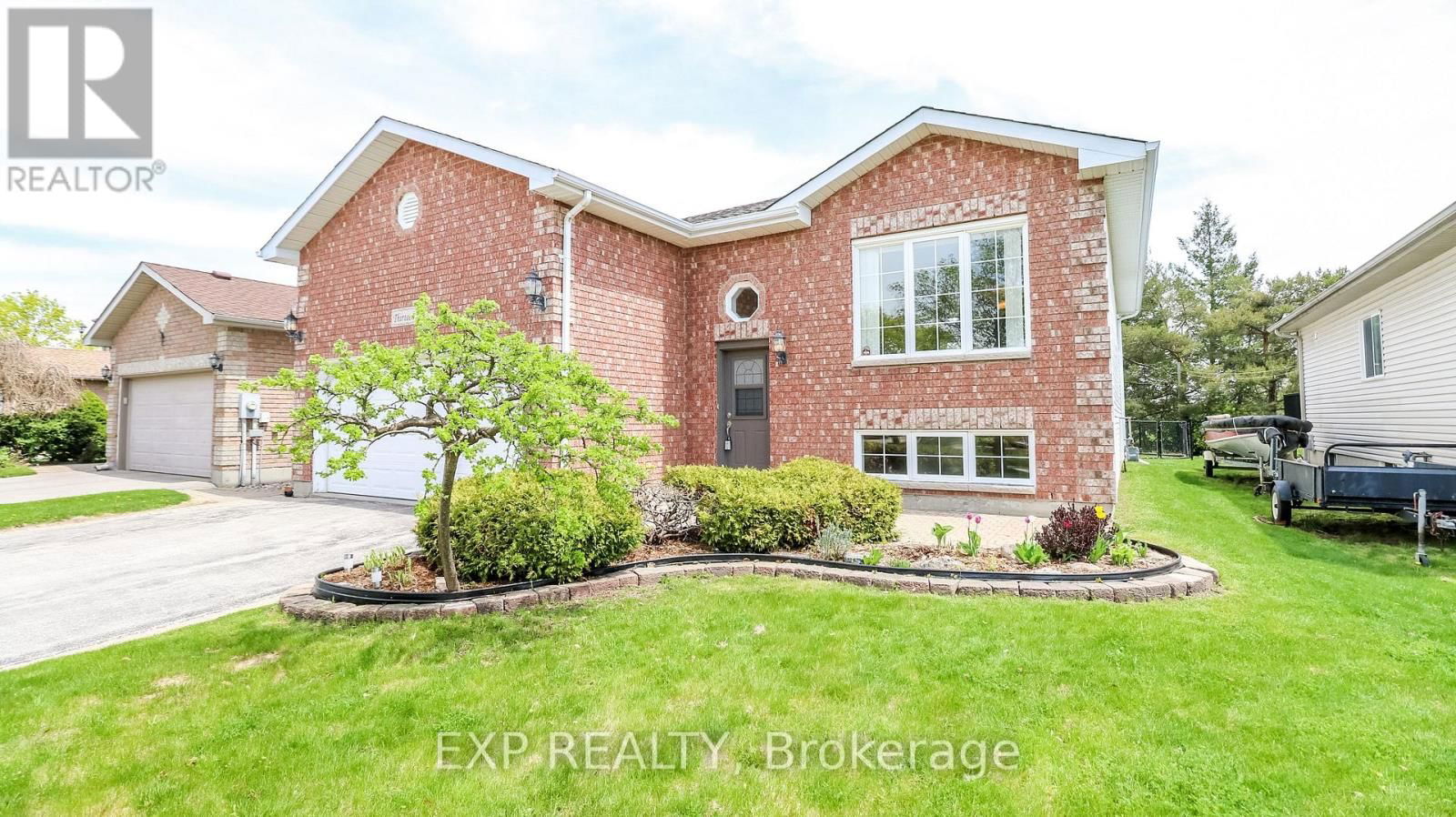 13 O'SHAUGHNESSY CRESCENT Image 2