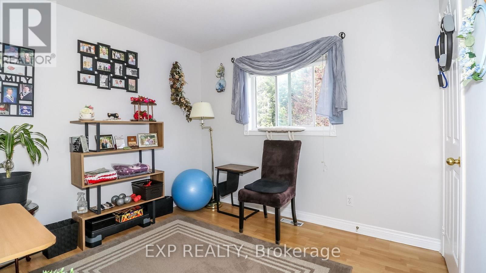 13 O'SHAUGHNESSY CRESCENT Image 26