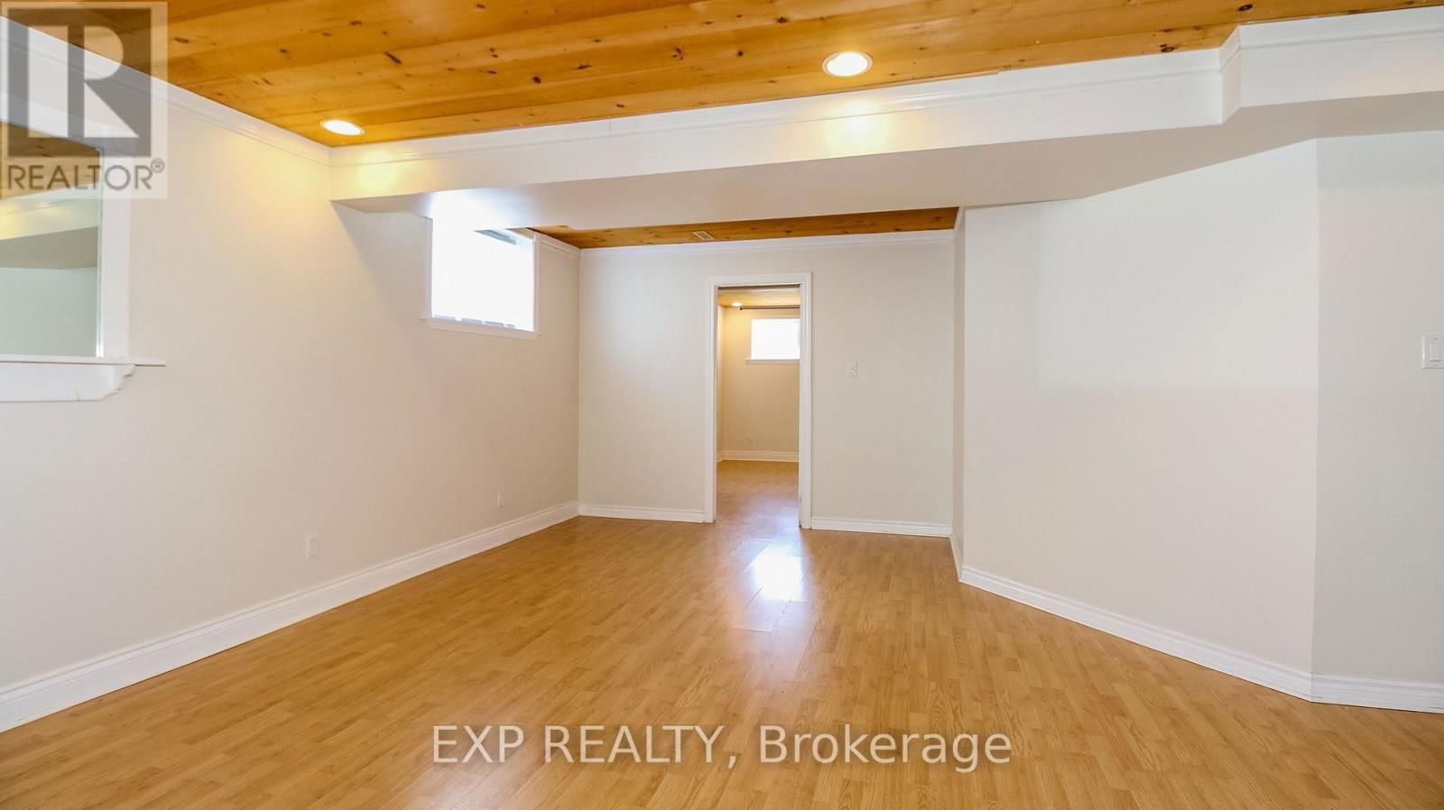 13 O'SHAUGHNESSY CRESCENT Image 38