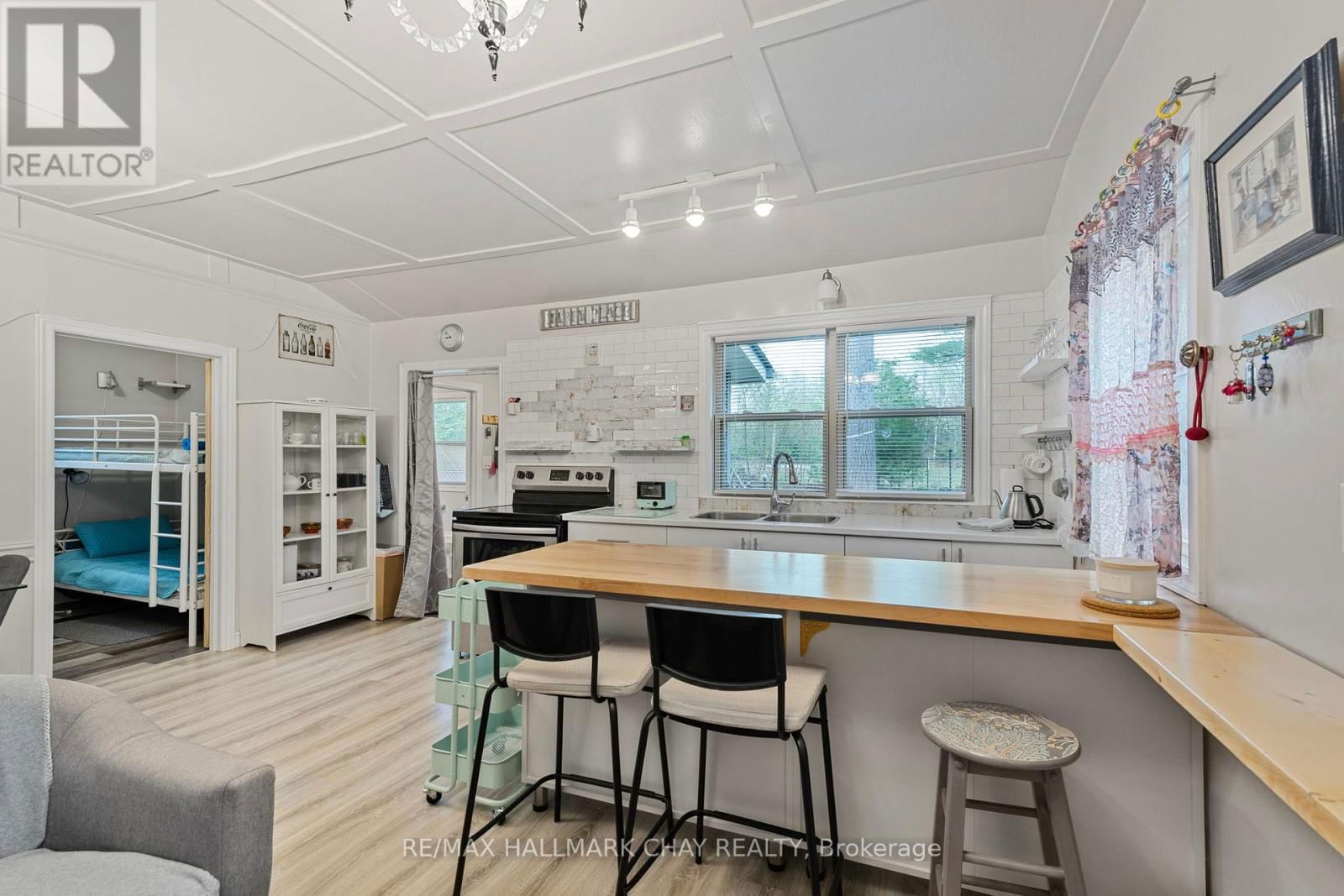 57 LAIDLAW STREET Image 14