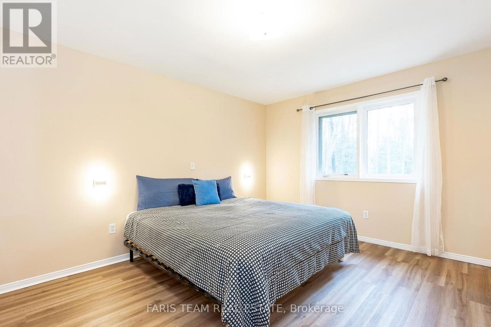 64 NADIA CRESCENT Image 11