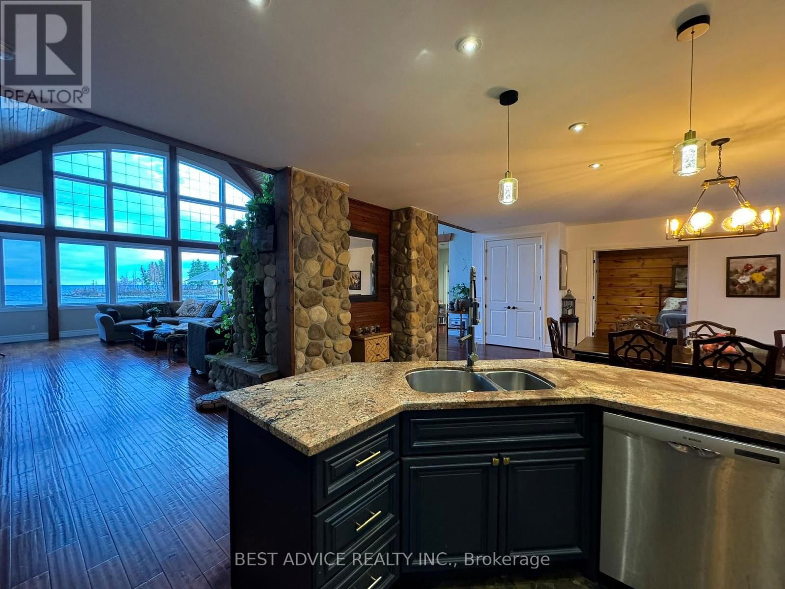 9 FERNWOOD LANE Image 20