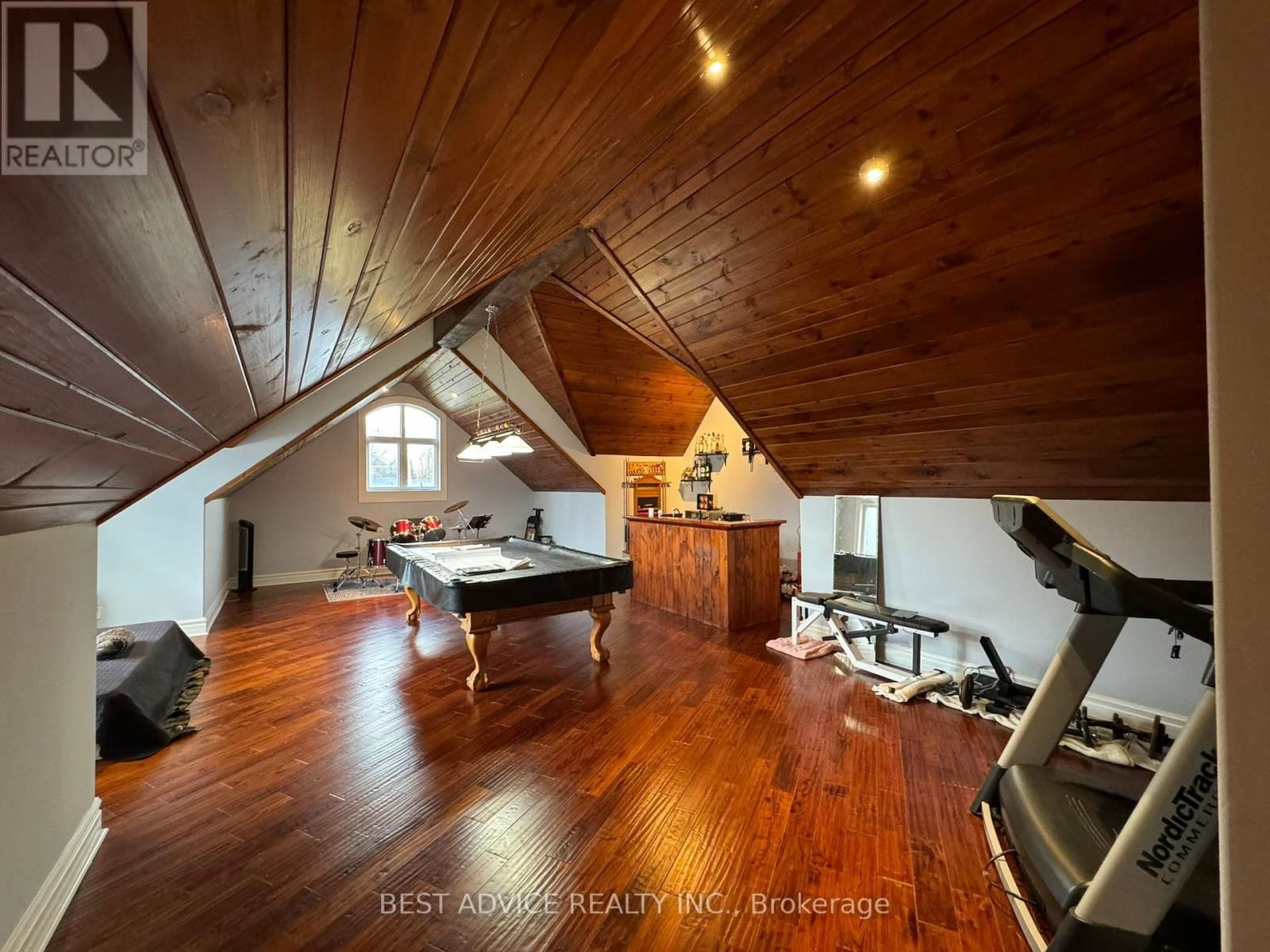 9 FERNWOOD LANE Image 33
