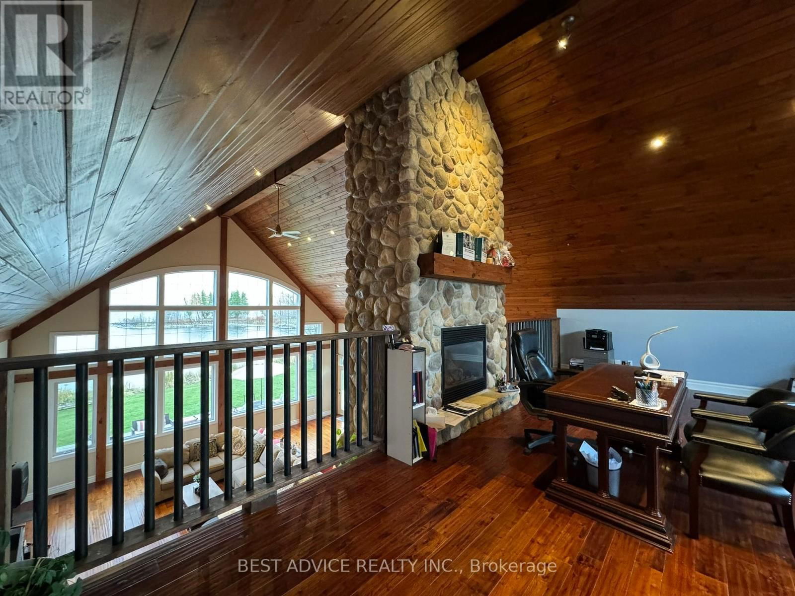 9 FERNWOOD LANE Image 37
