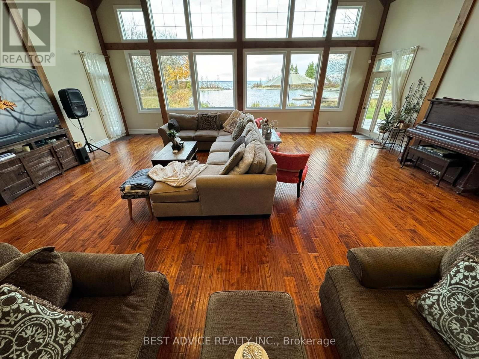 9 FERNWOOD LANE Image 4