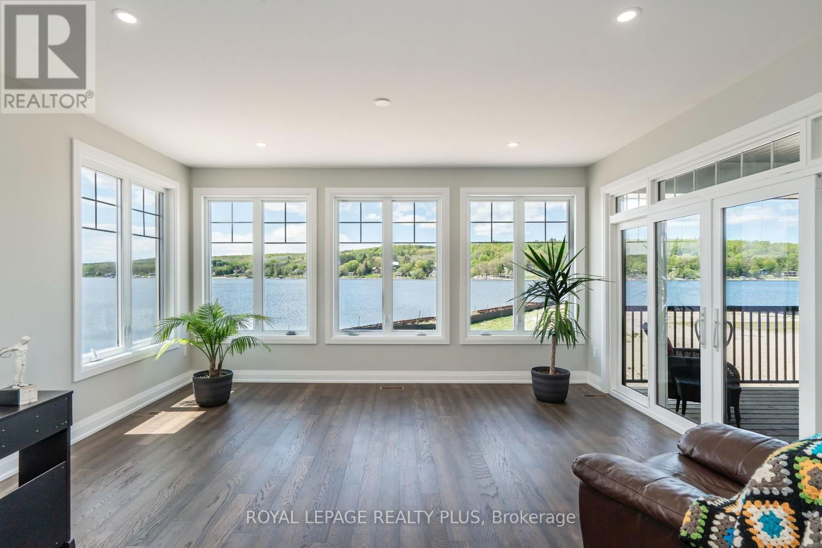 32 NAVIGATOR ROAD Image 12