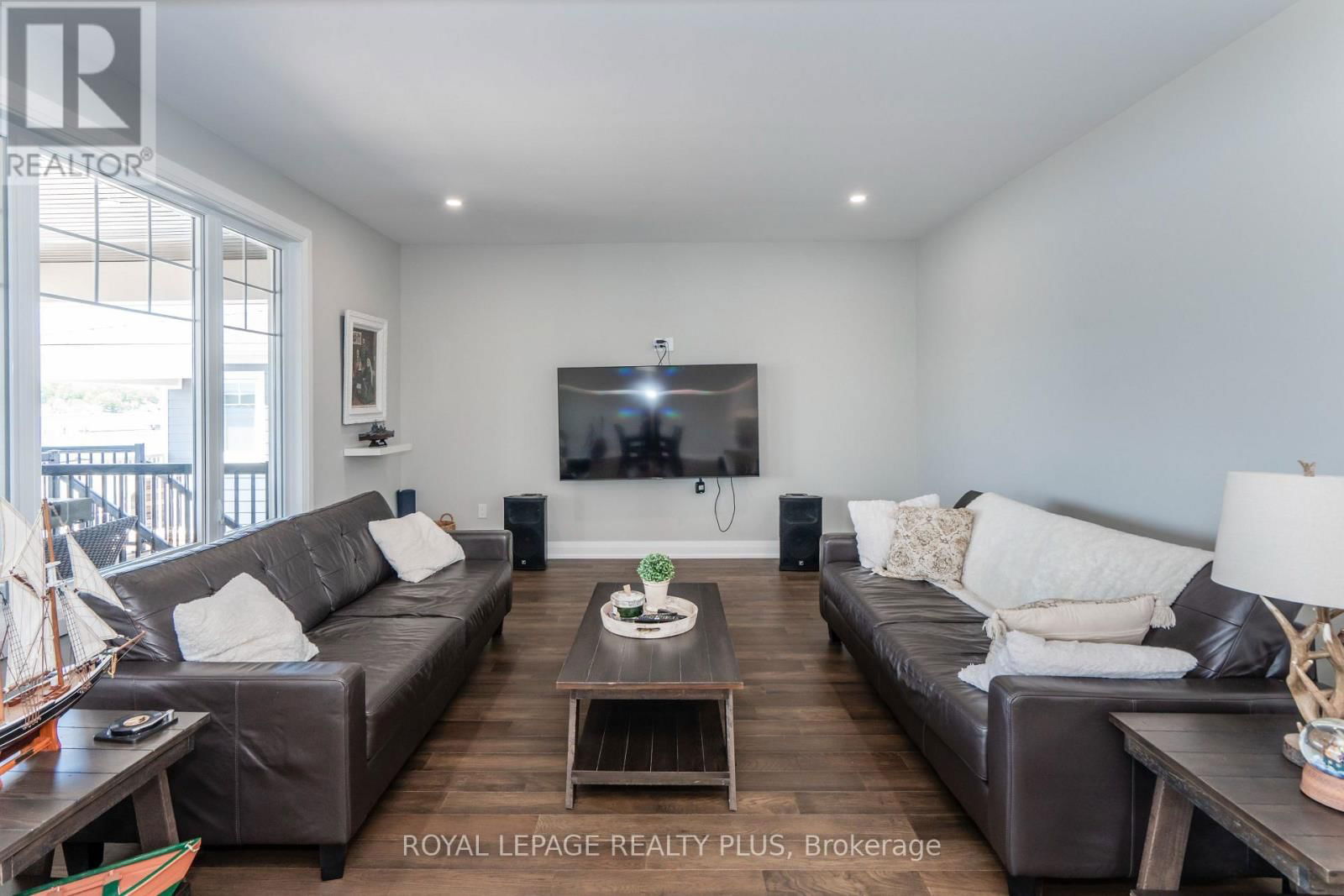 32 NAVIGATOR ROAD Image 15