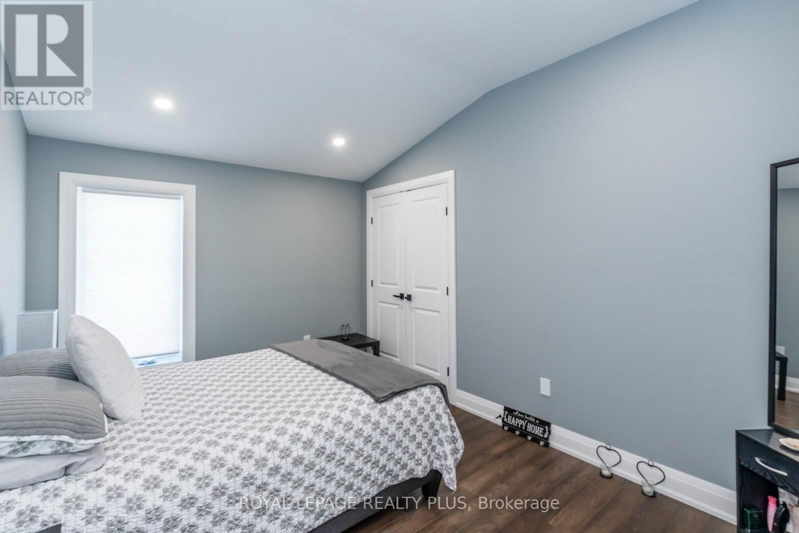 32 NAVIGATOR ROAD Image 26