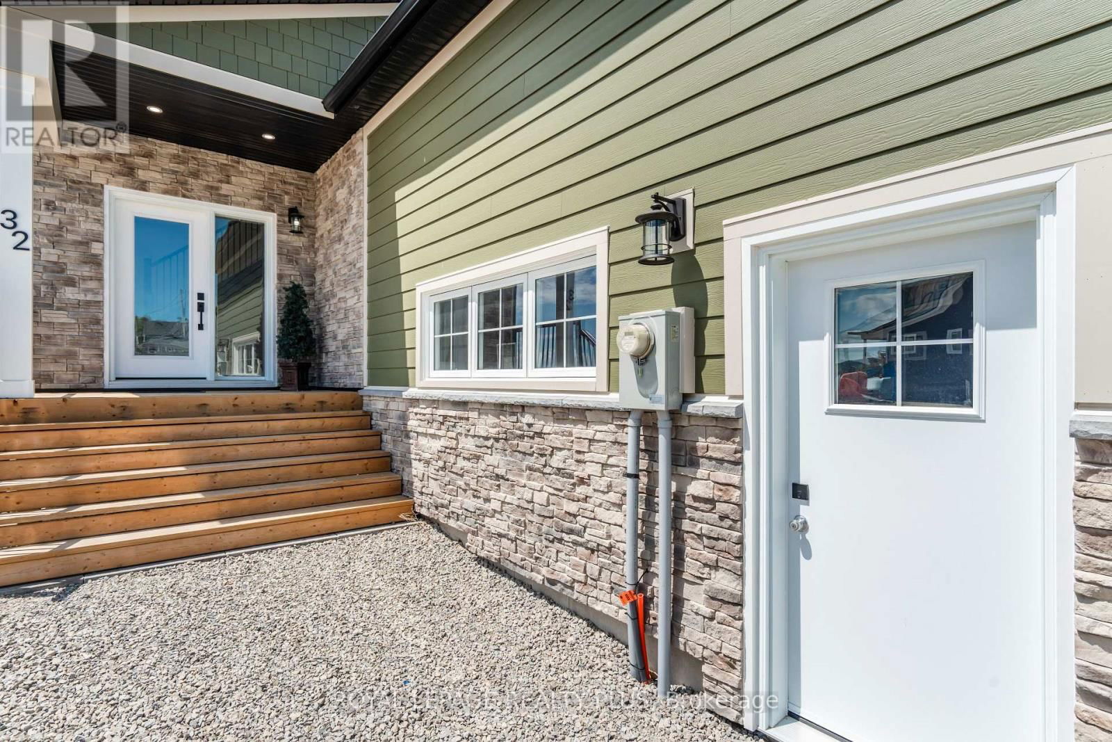 32 NAVIGATOR ROAD Image 3