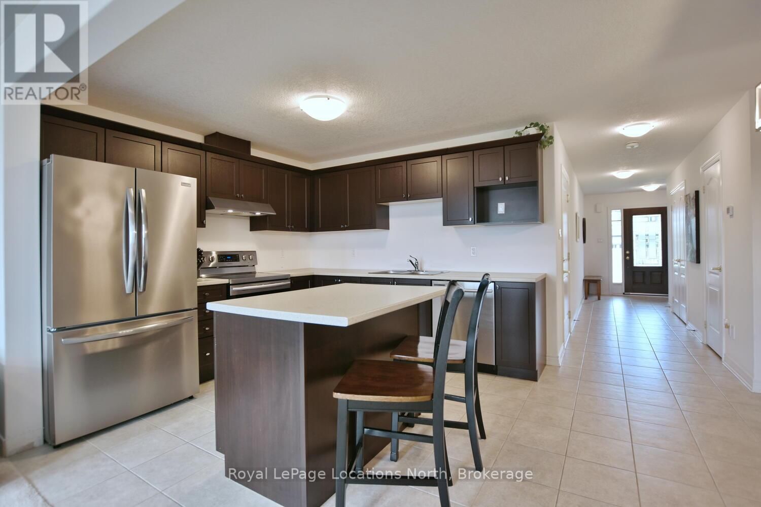 29 ARCHER AVENUE Image 10