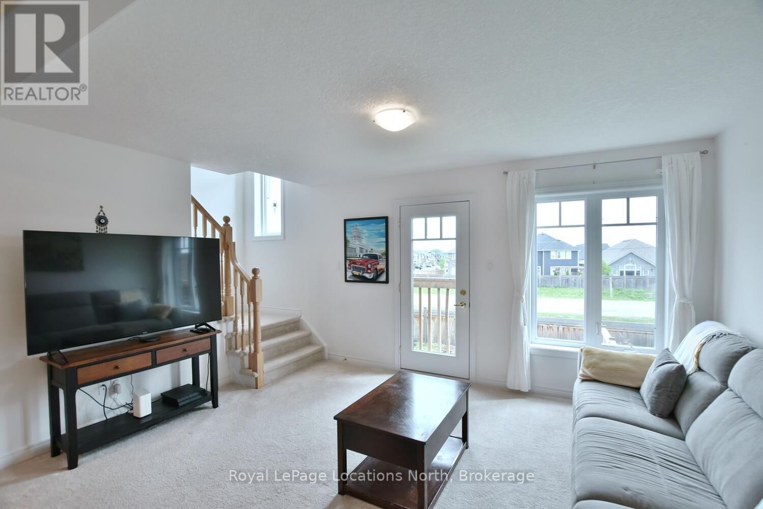29 ARCHER AVENUE Image 17
