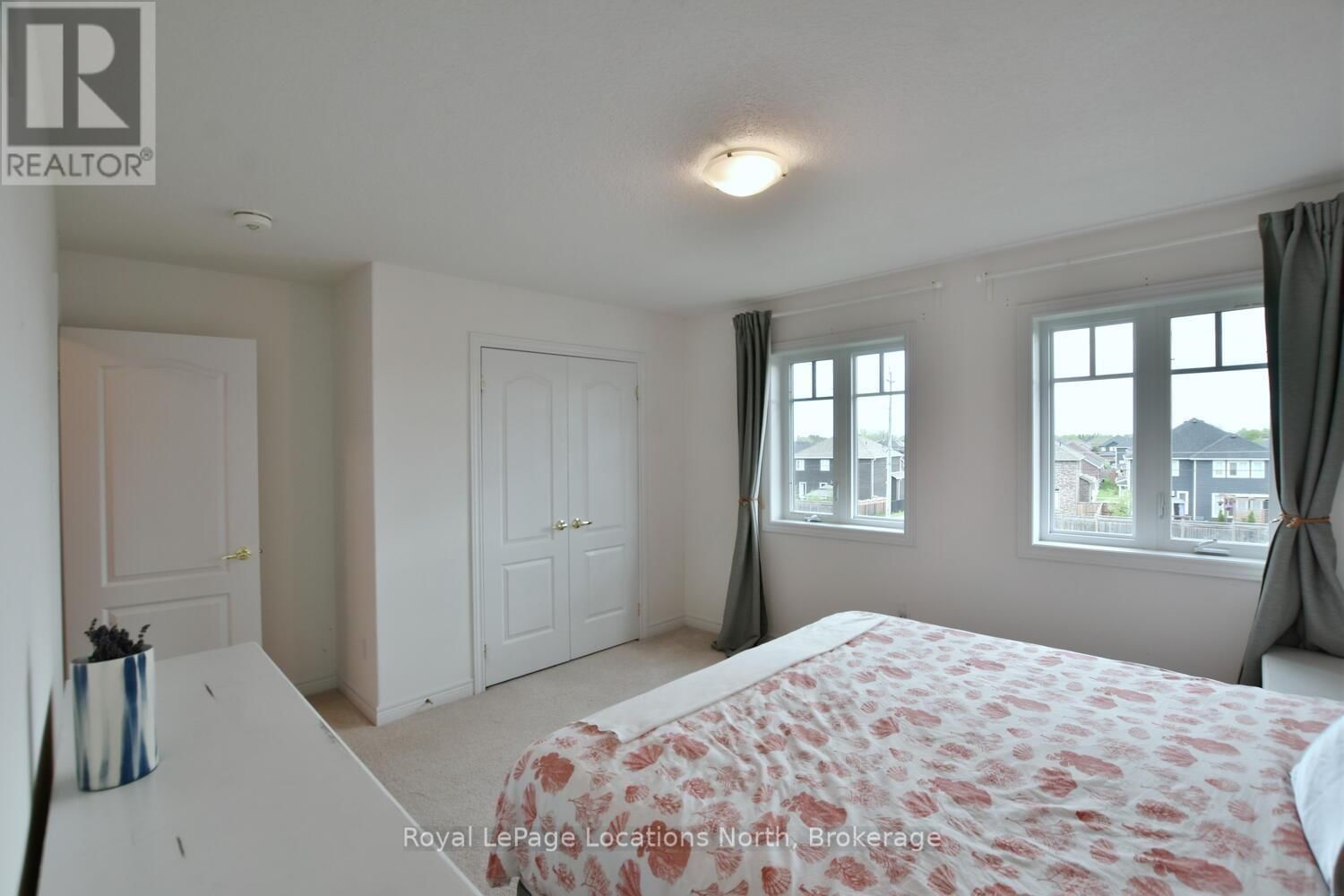 29 ARCHER AVENUE Image 21